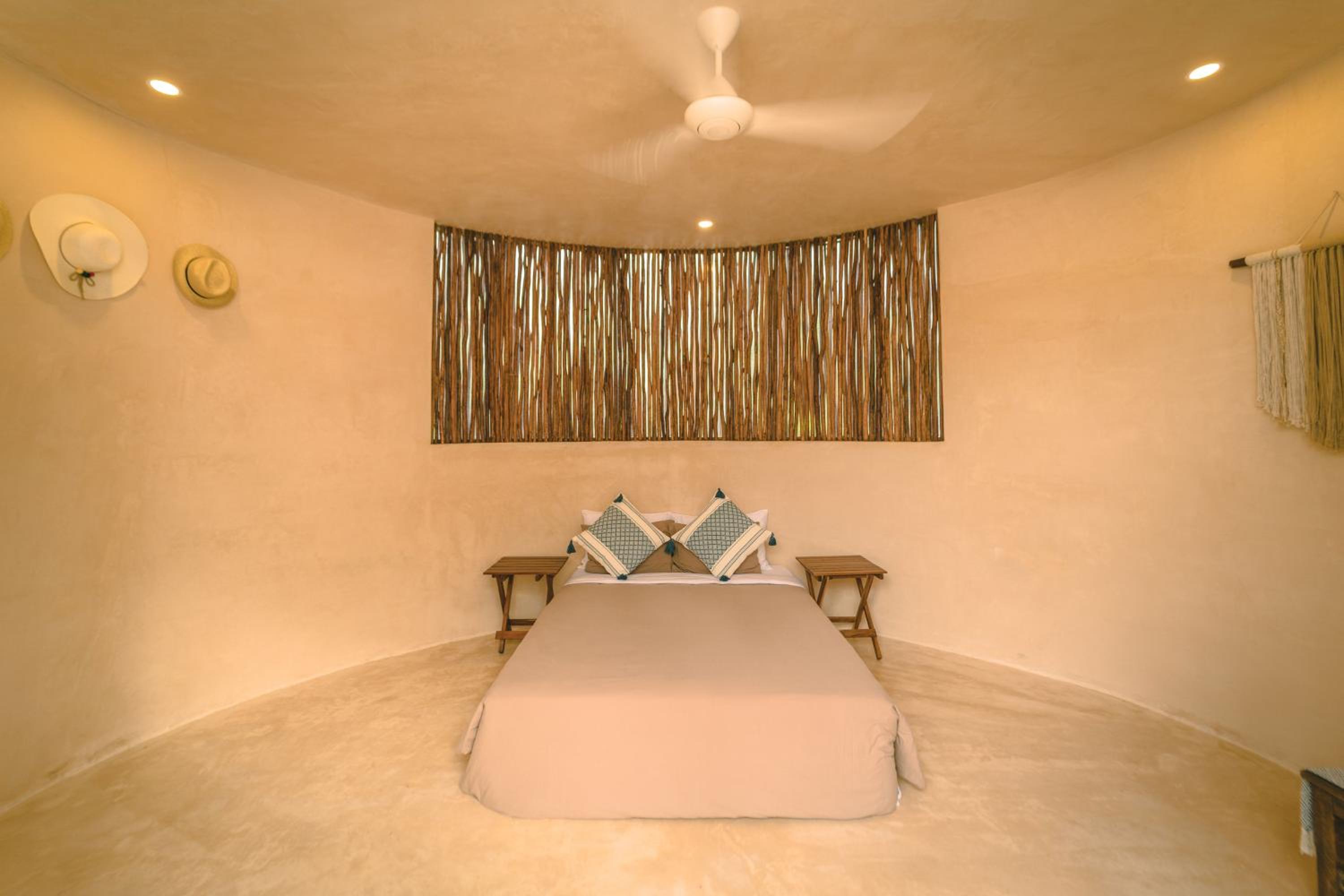 Superior Suite - Photo 1