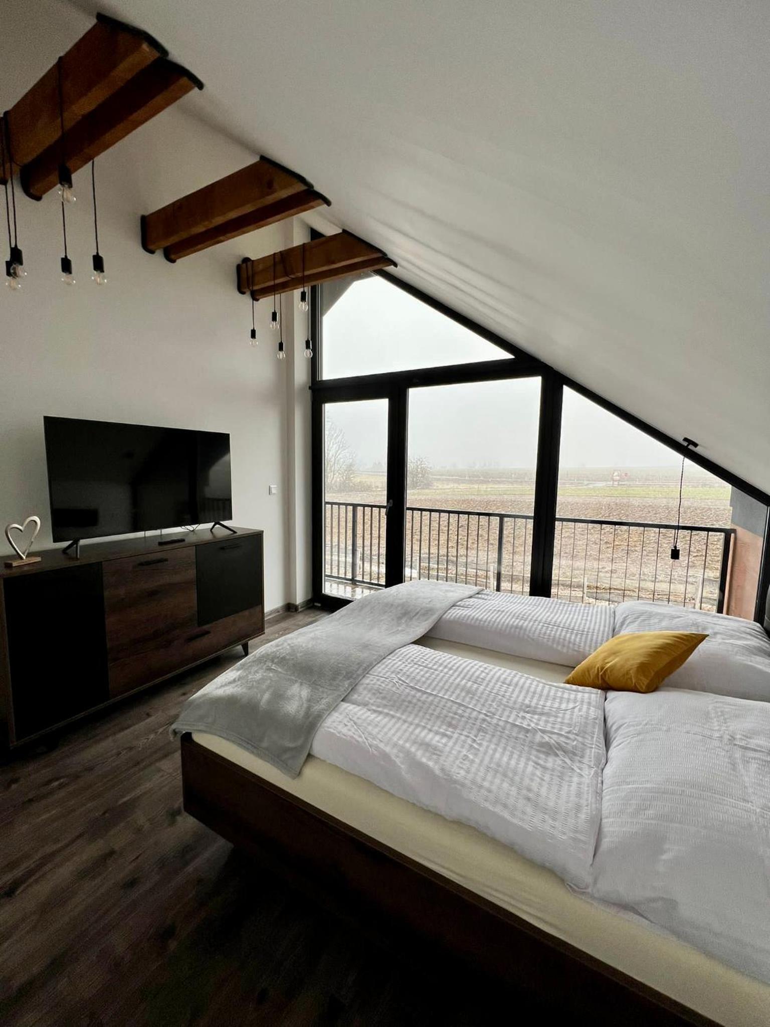 Three-Bedroom House photo 1