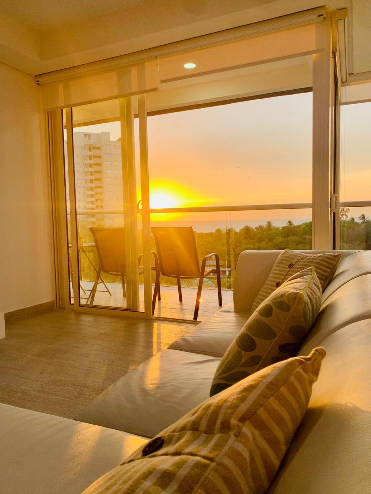 Apartment with Sea View photo 2