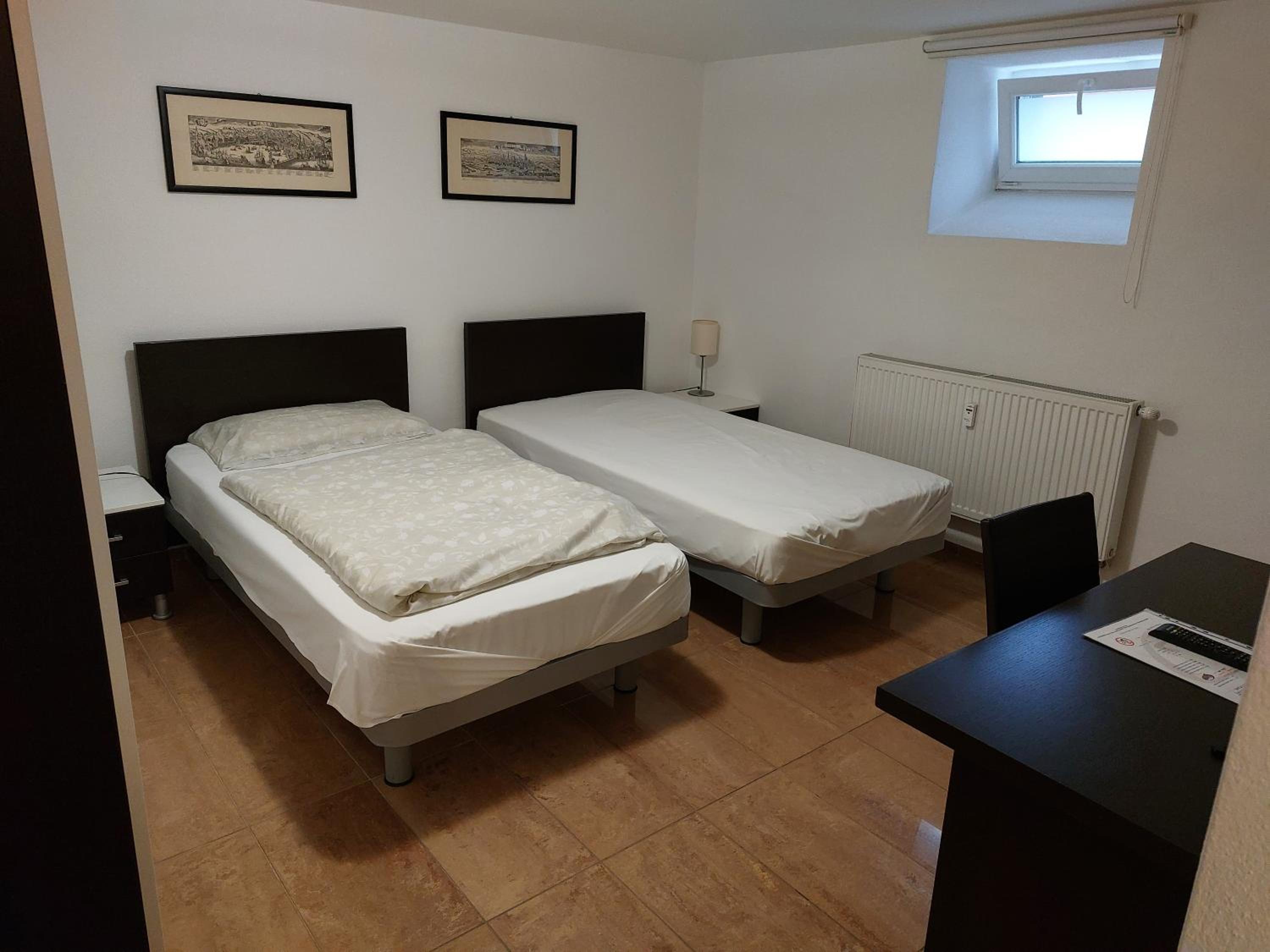 Standard Double Room - Basement - Photo 1