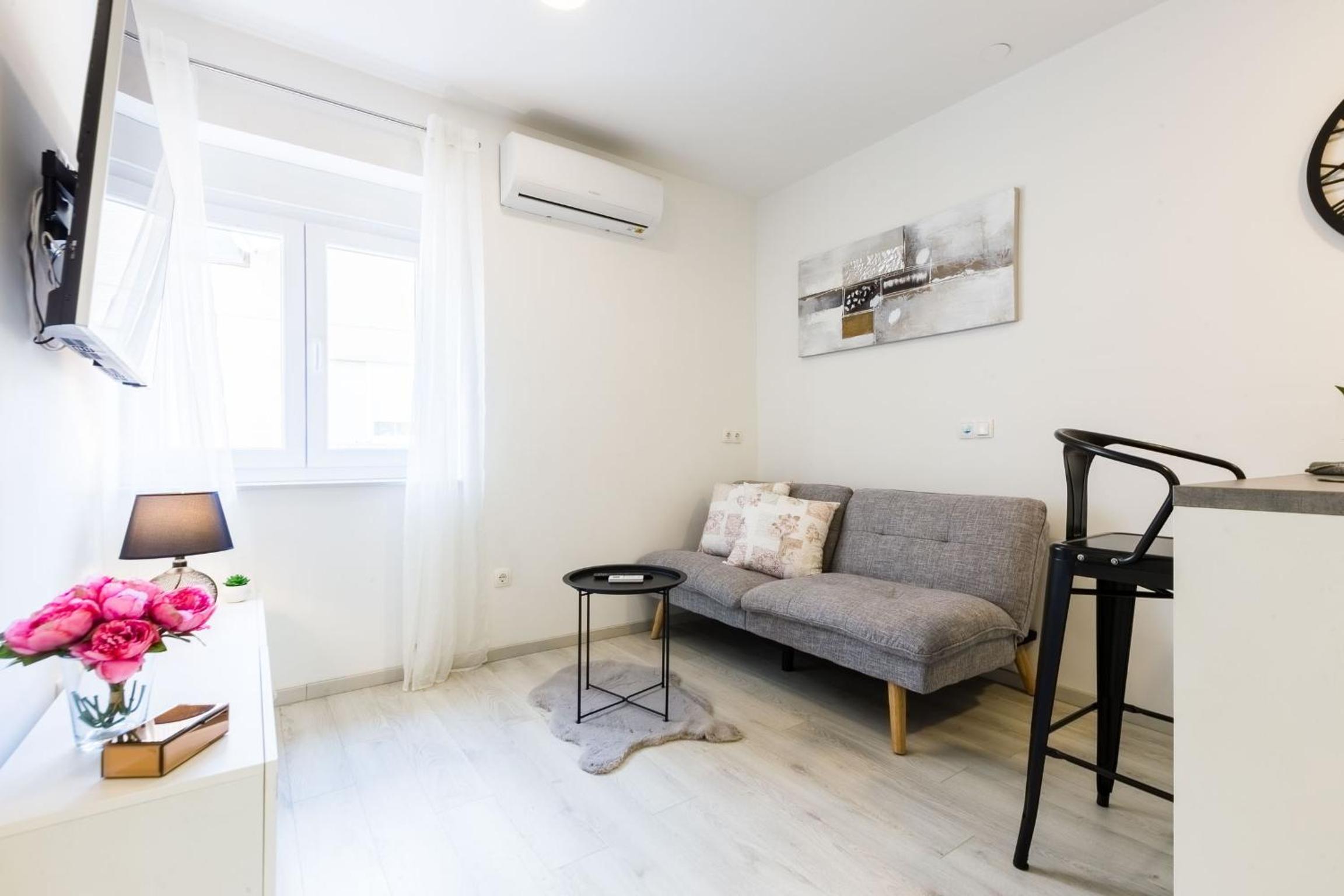 Apartment with Balcony