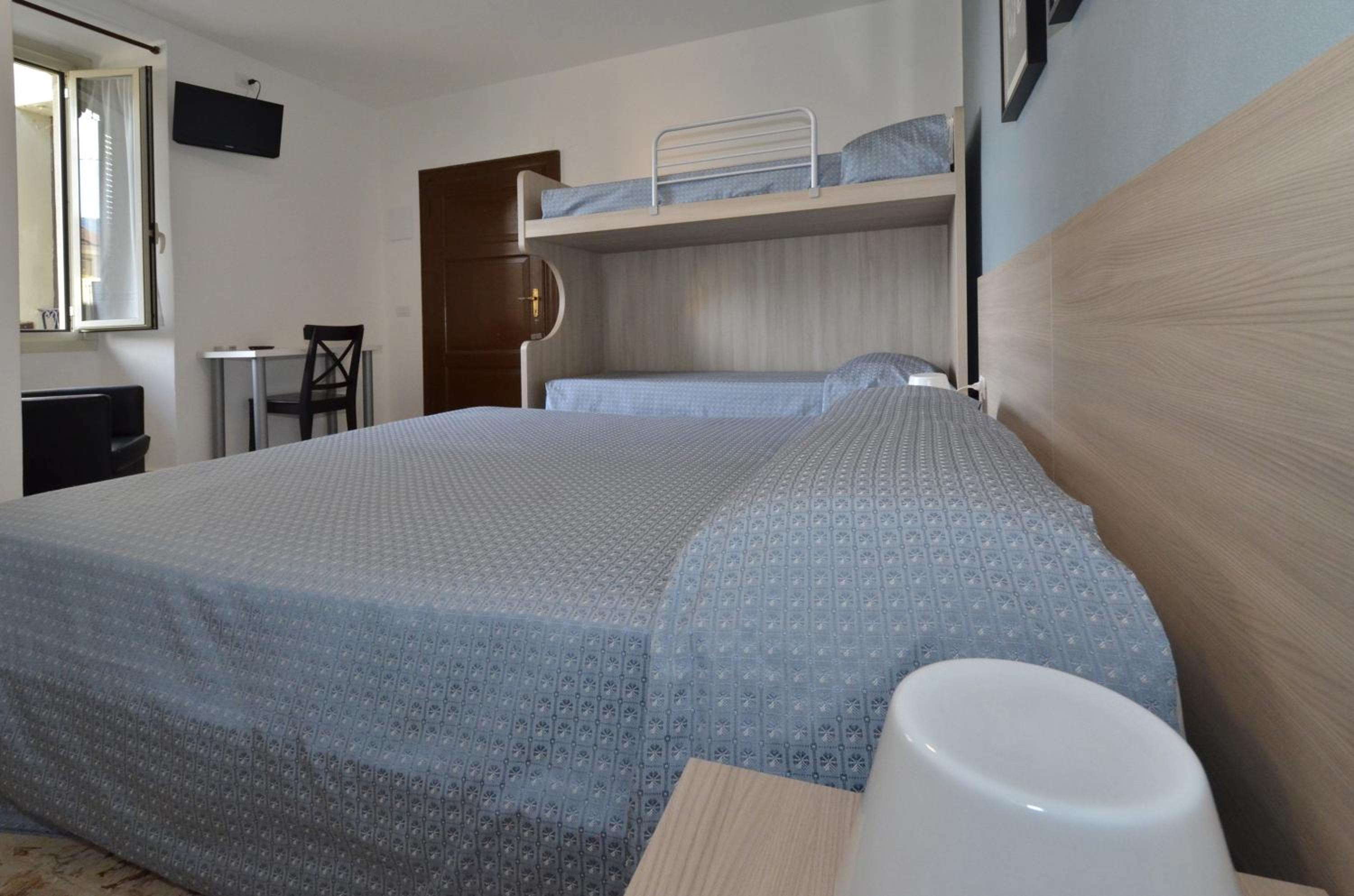 Quadruple Room photo 2