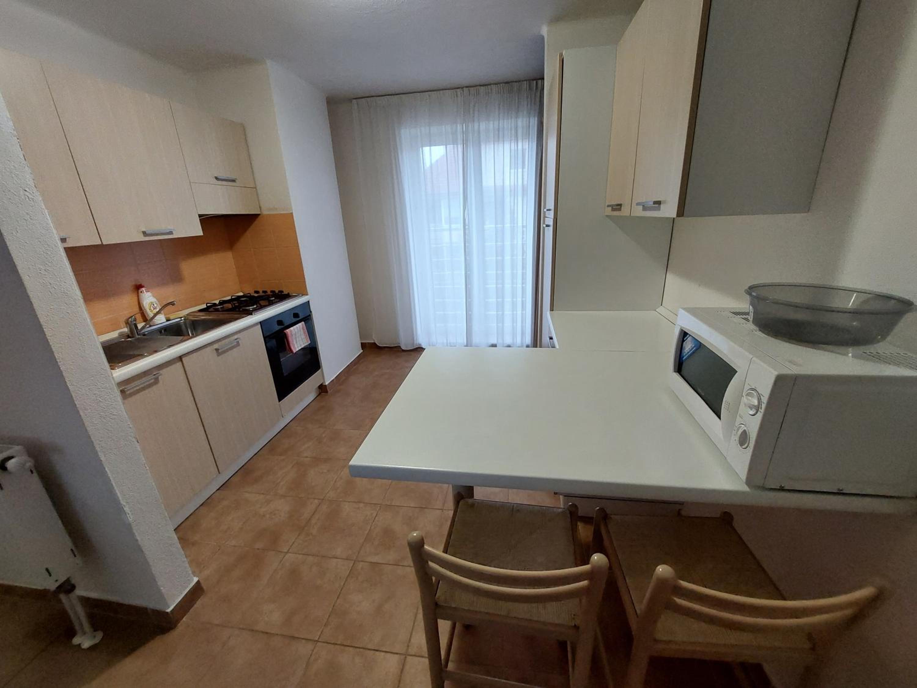 Three-Bedroom Apartment - Photo 9