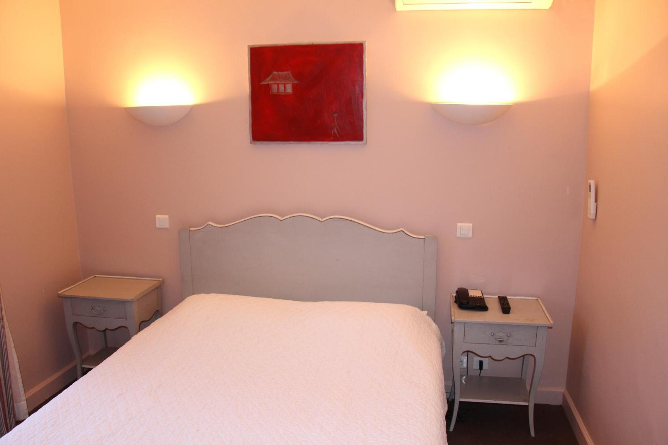 Standard Double Room photo 3