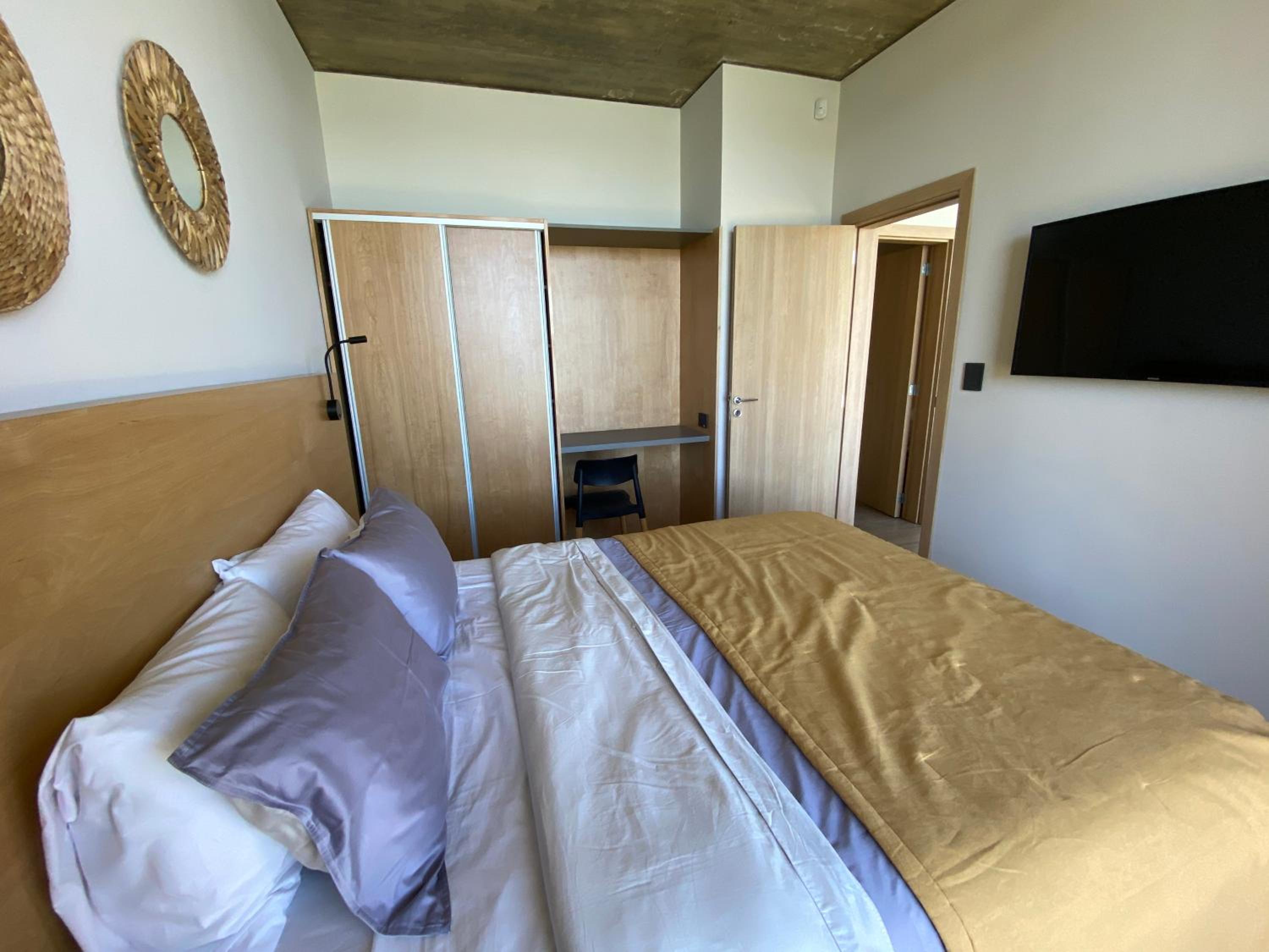 Apartment with Lake View photo 1