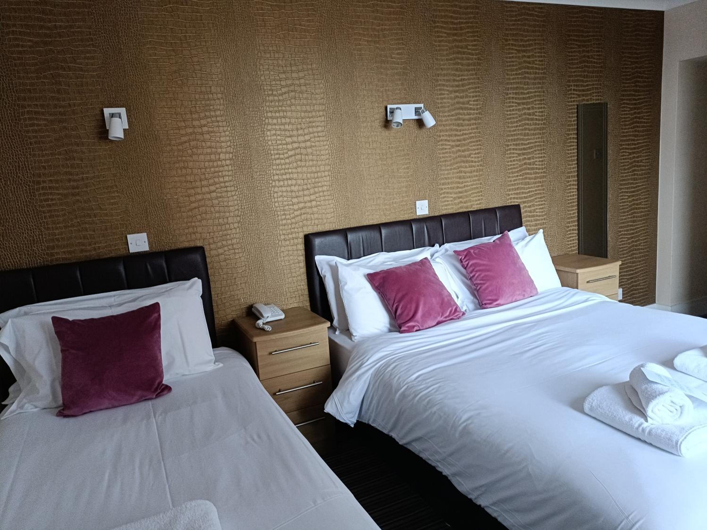 Triple Room - Photo 2