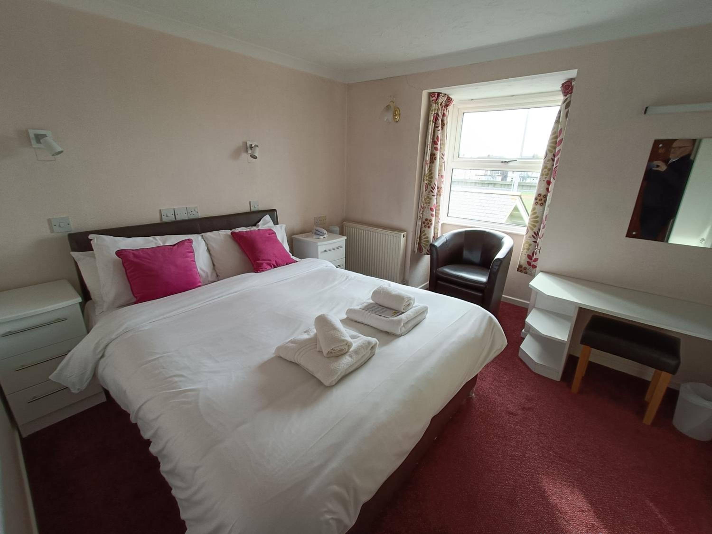Double Room - Photo 4
