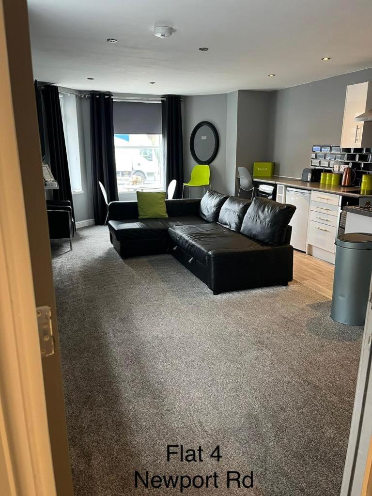 One-Bedroom Apartment - Photo 1