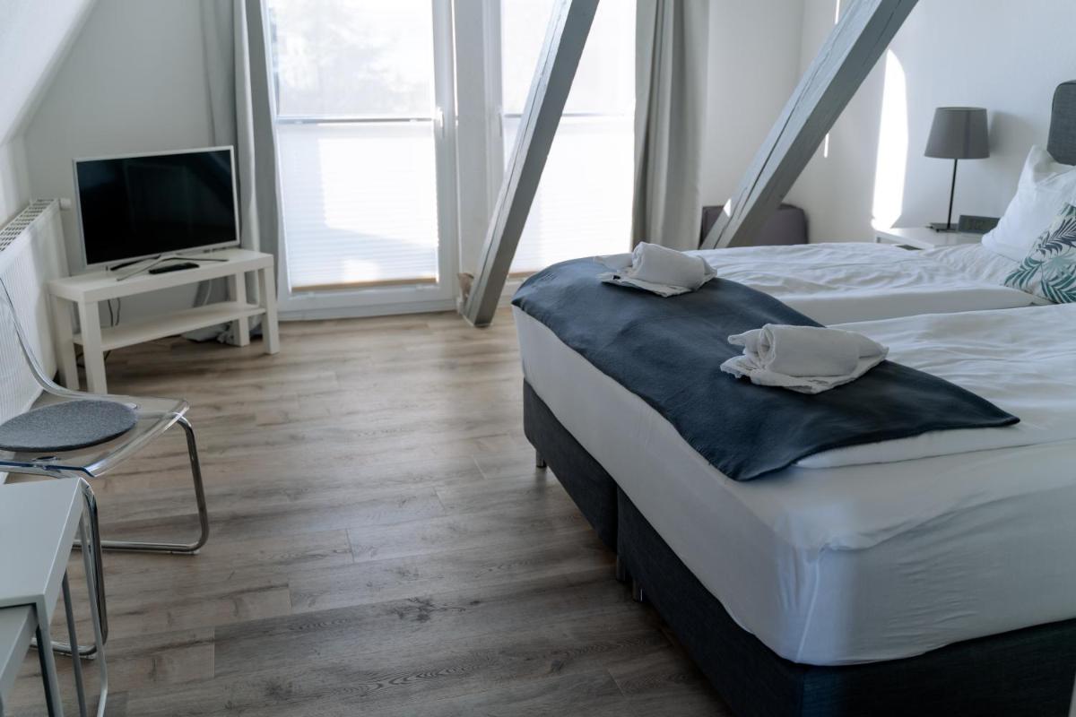 Double Room with Lake View photo 2