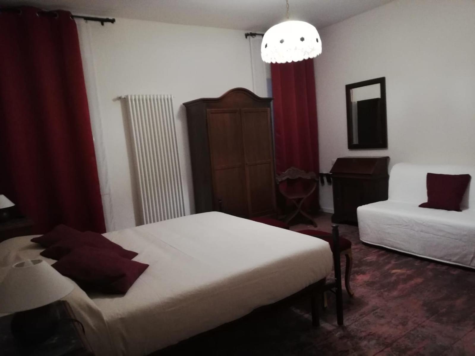 Triple Room with Private Bathroom photo 1
