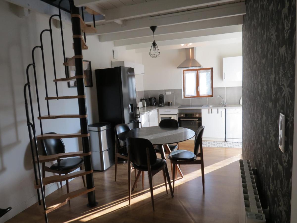 Two-Bedroom Bungalow - Photo 1