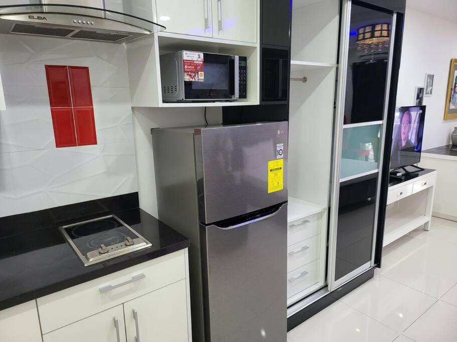 Studio Apartment photo 3