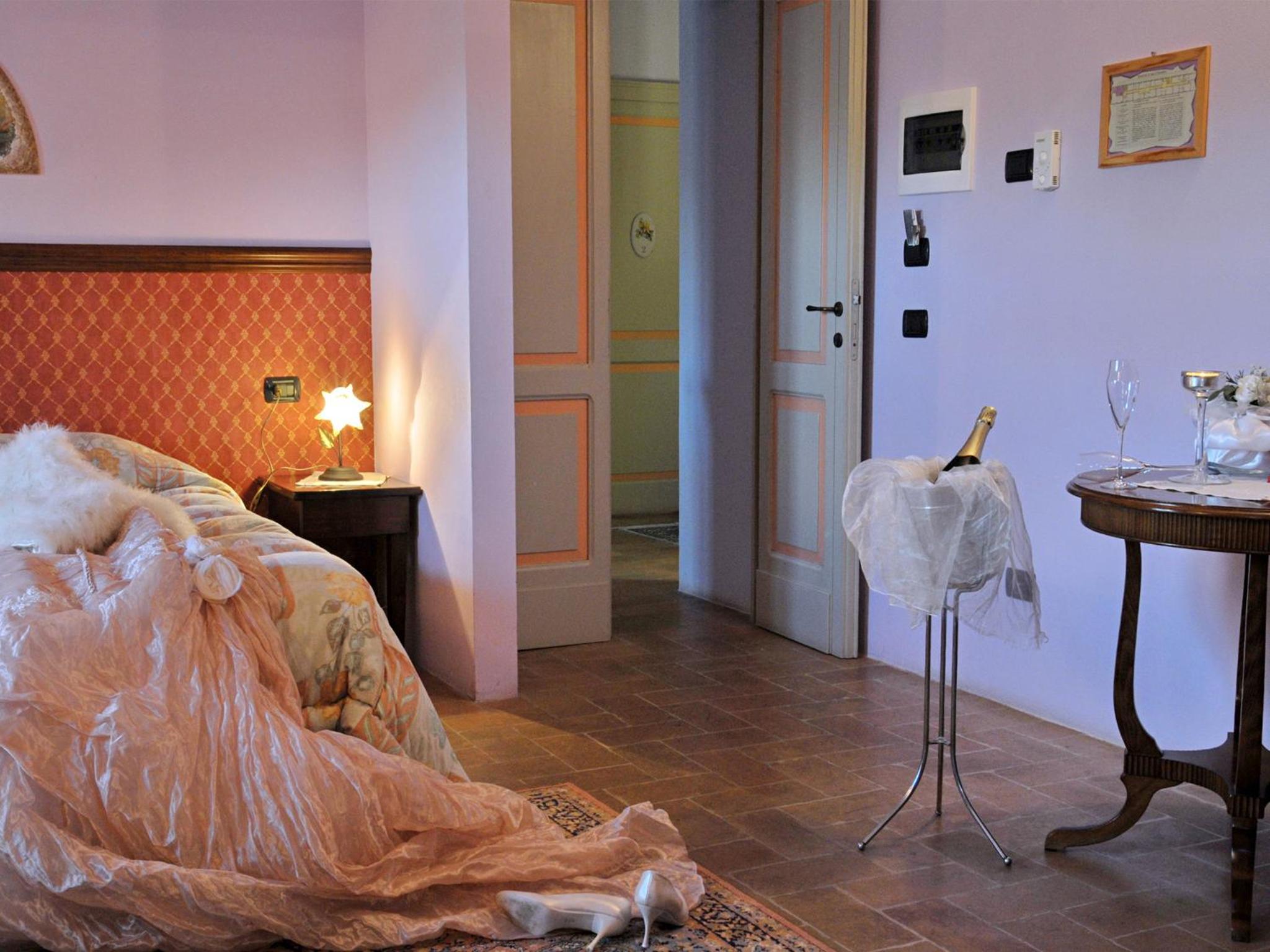 Suite with Spa Bath photo 3