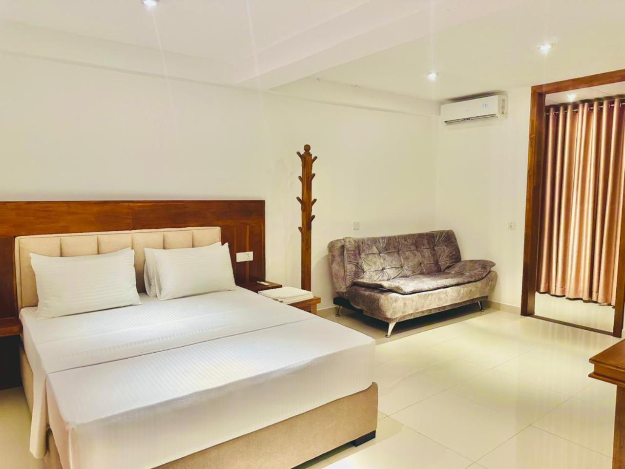 Deluxe Suite photo 3