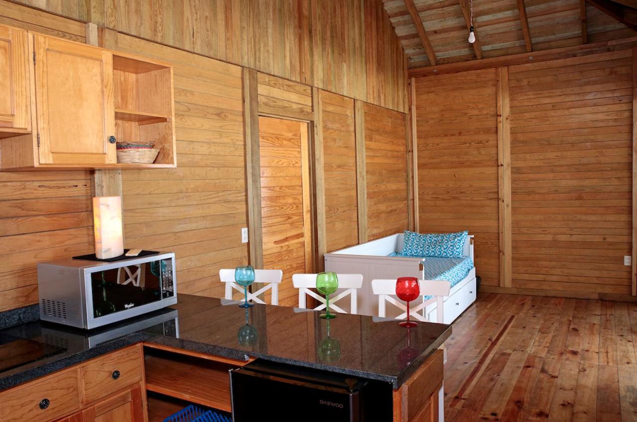 One-Bedroom House photo 1