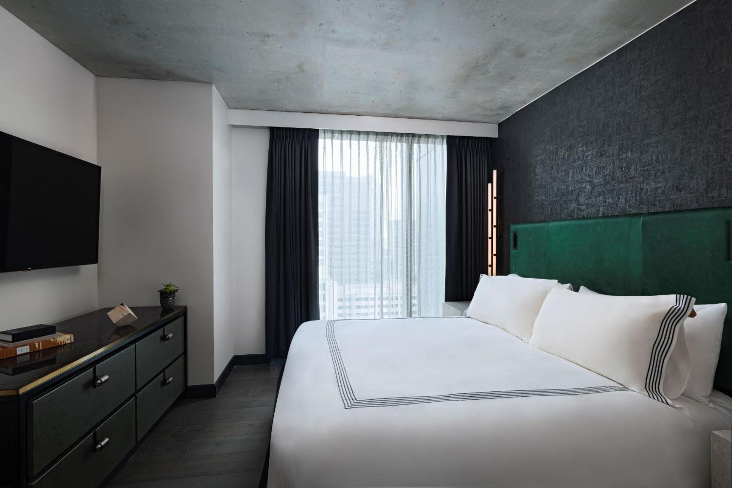 San Jacinto Suite - Photo 4
