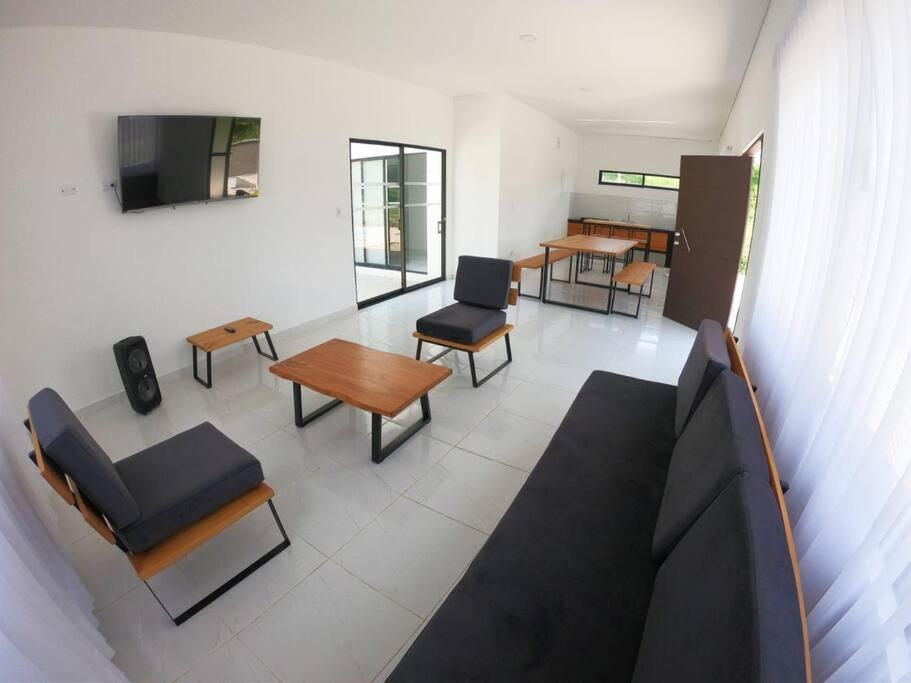 Three-Bedroom House photo 1