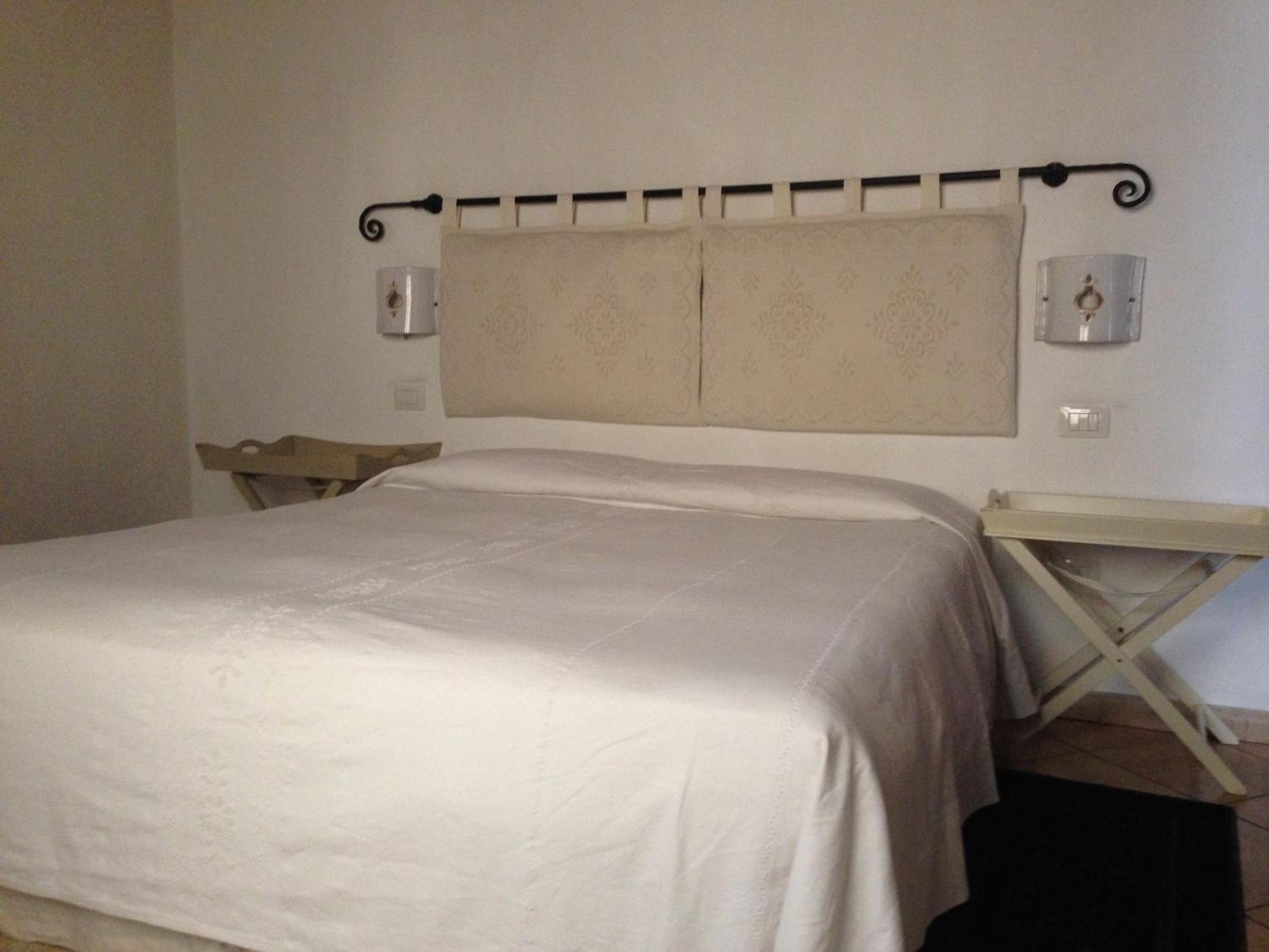 Double Room - Photo 35