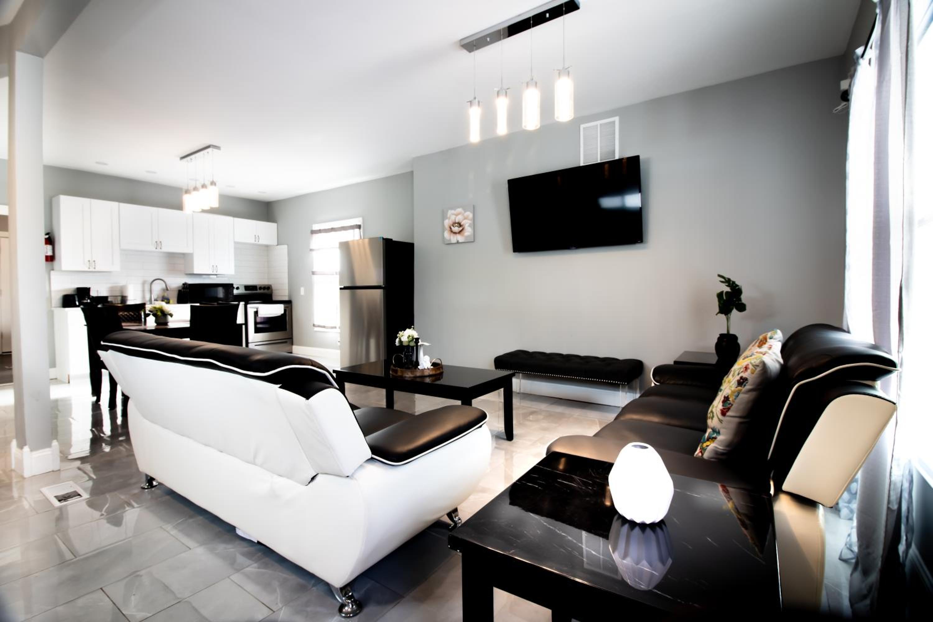 Four-Bedroom House photo 1
