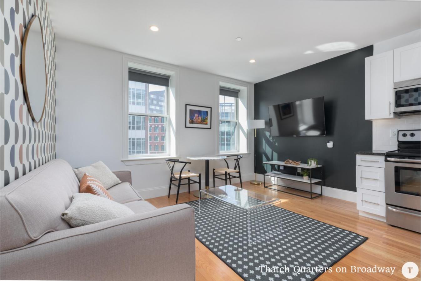 One-Bedroom Apartment 2 - Photo 4