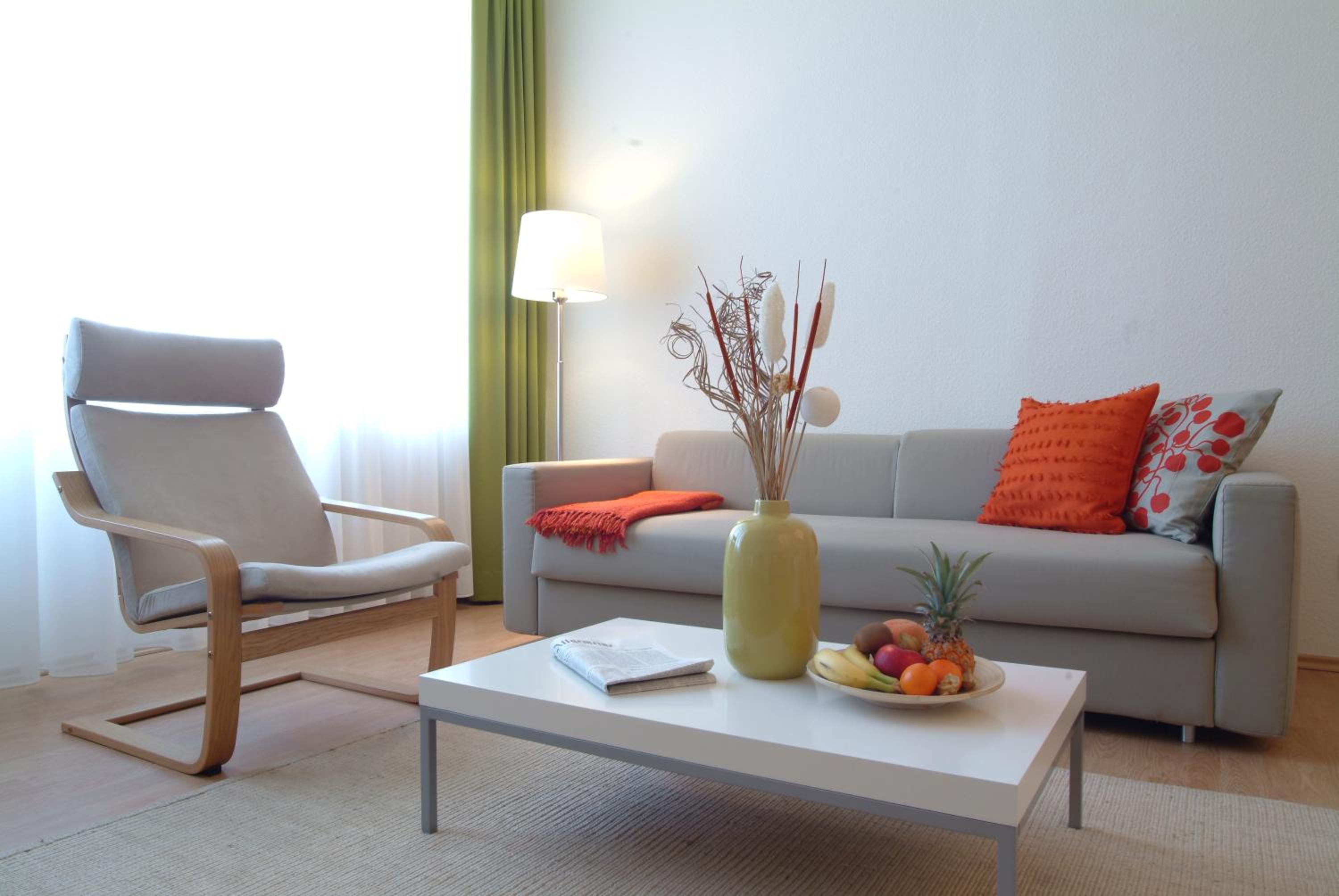Apartment photo 2