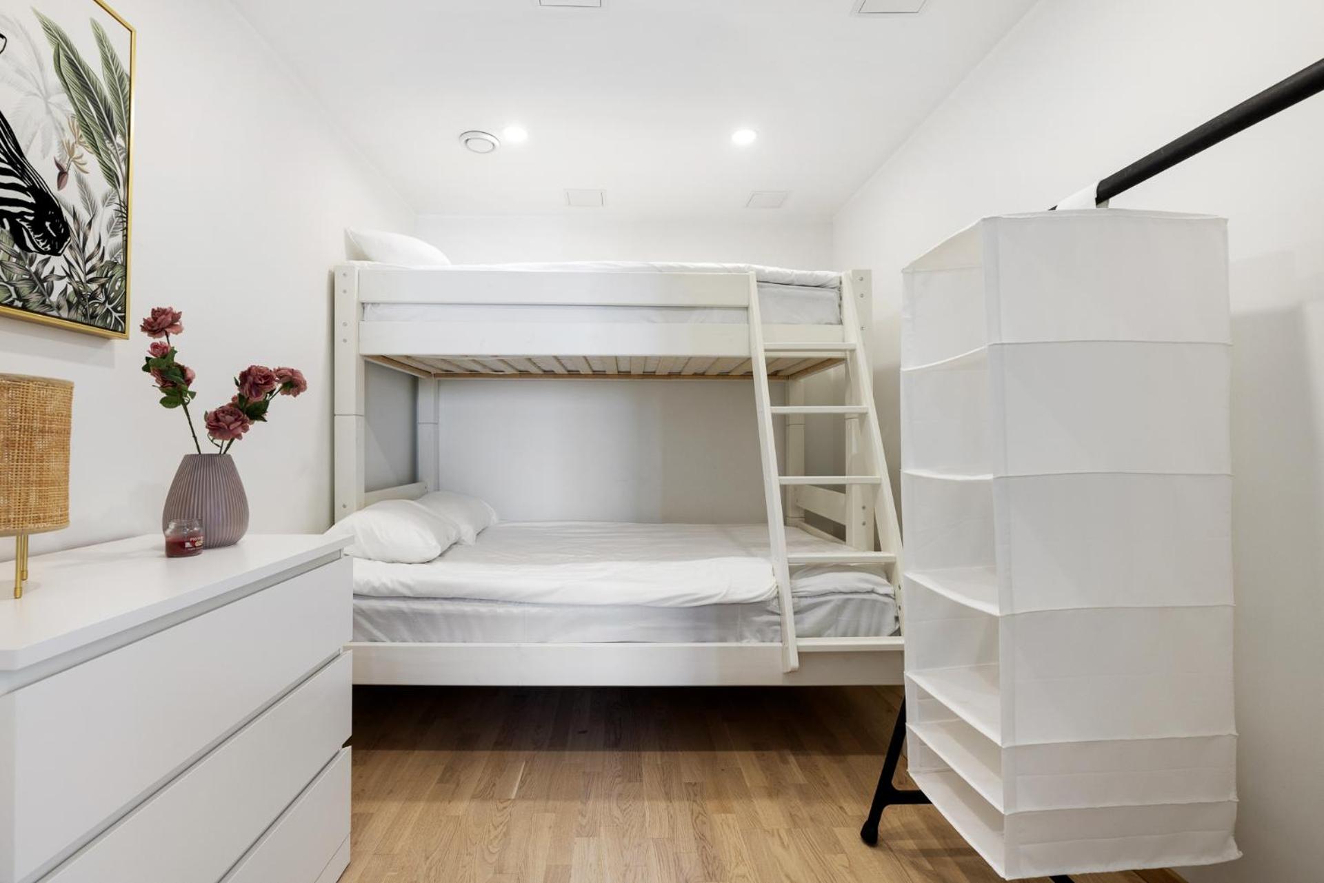 Apartment - Photo 1