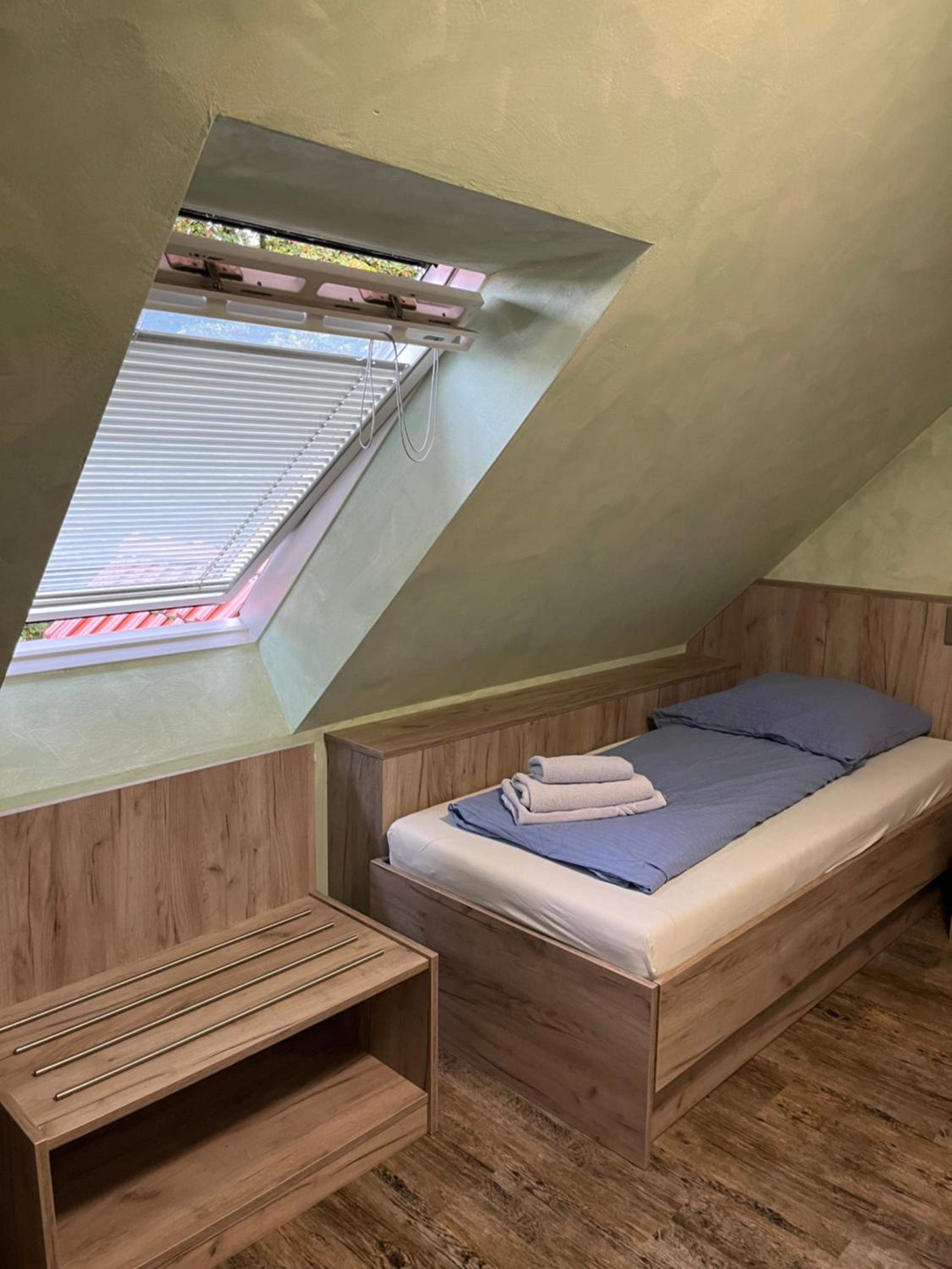 Single Room photo 1