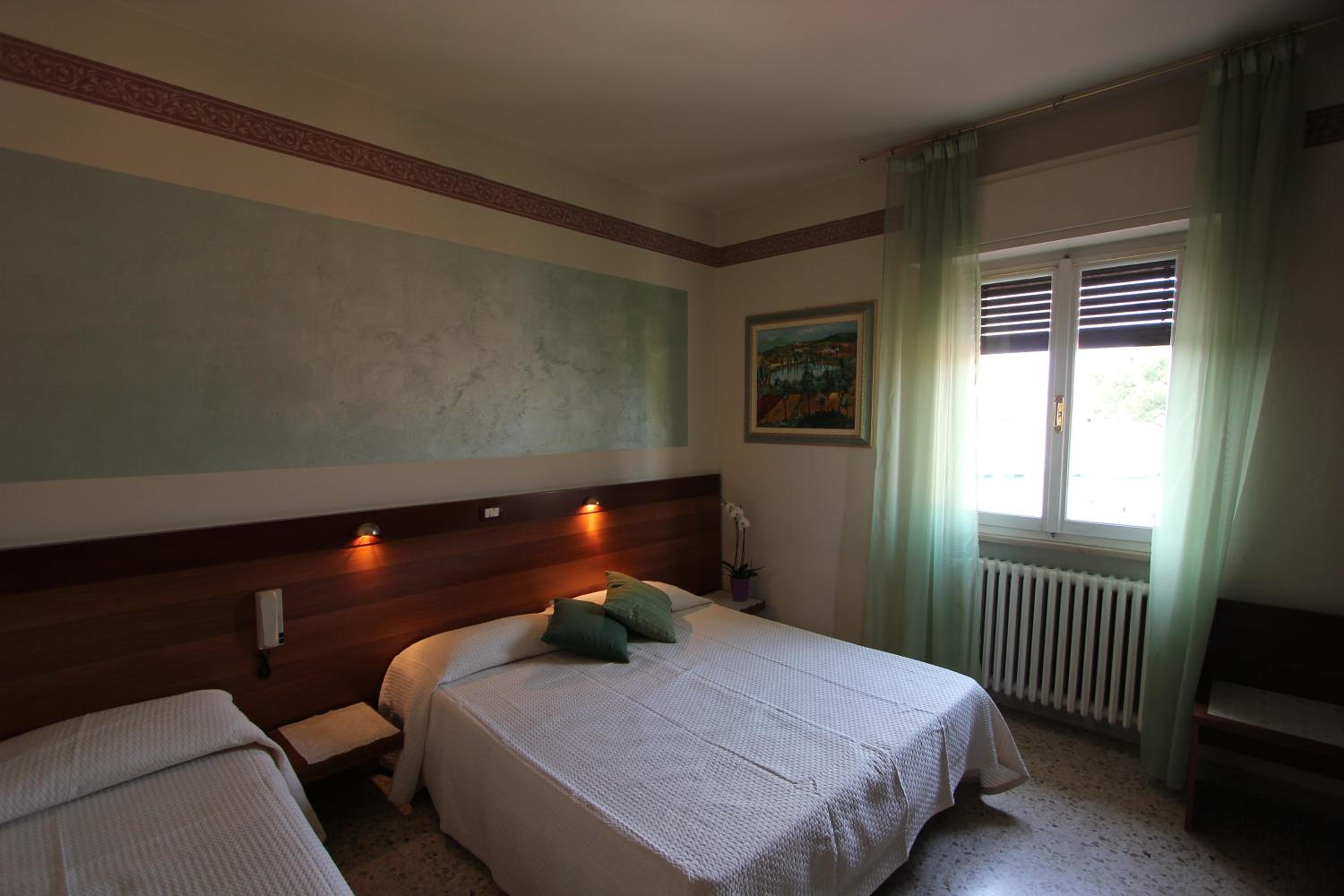 Double Room with Lake View photo 1