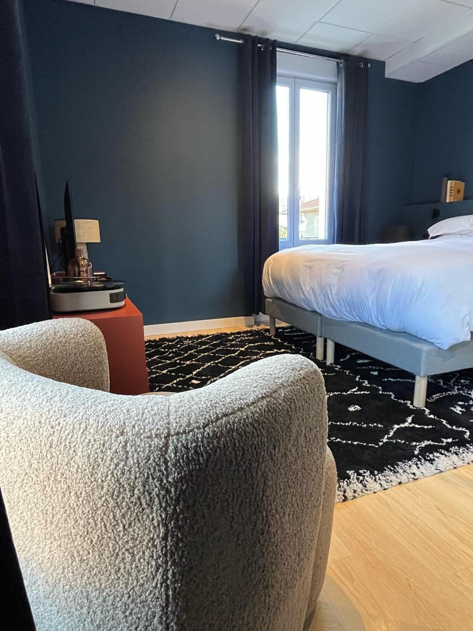 Triple Room with Mountain View