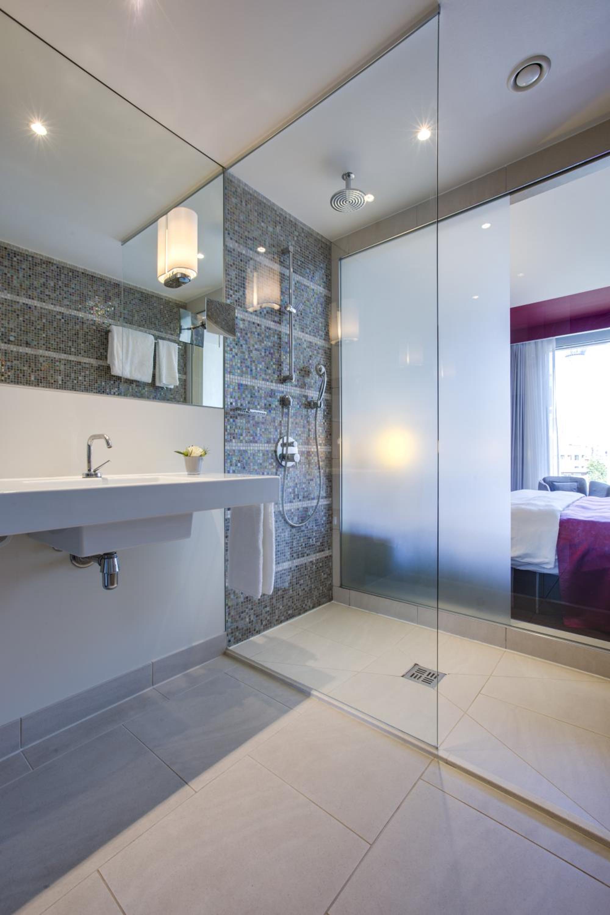 Standard Room - Photo 7