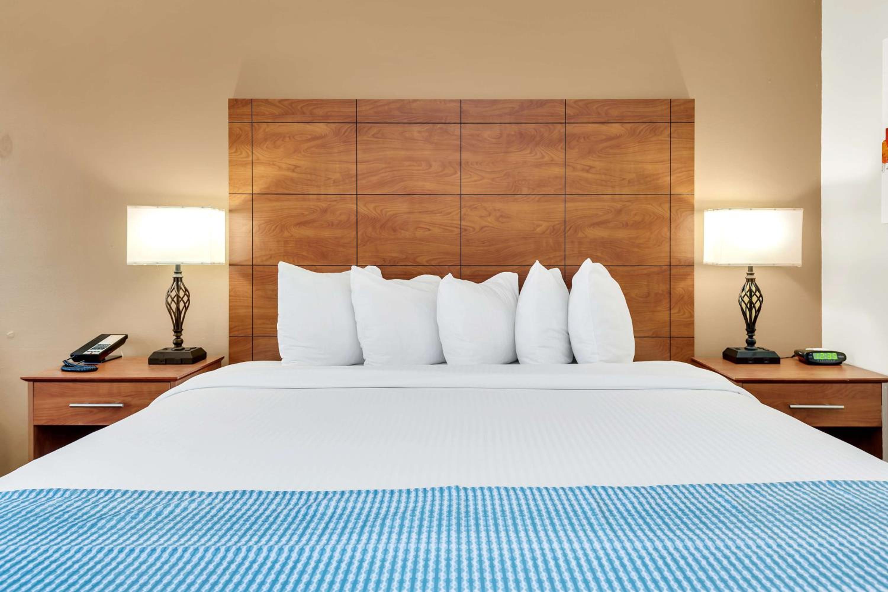 King Suite with Sofa Bed - Non-Smoking