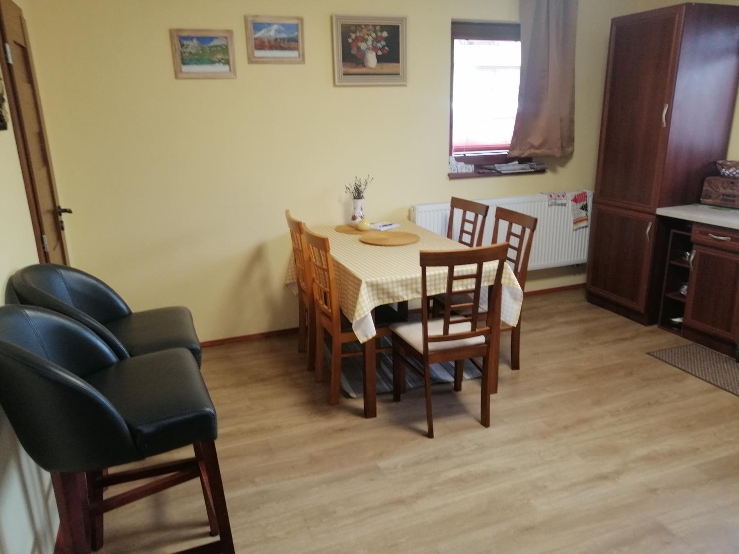 Two-Bedroom House - Photo 13