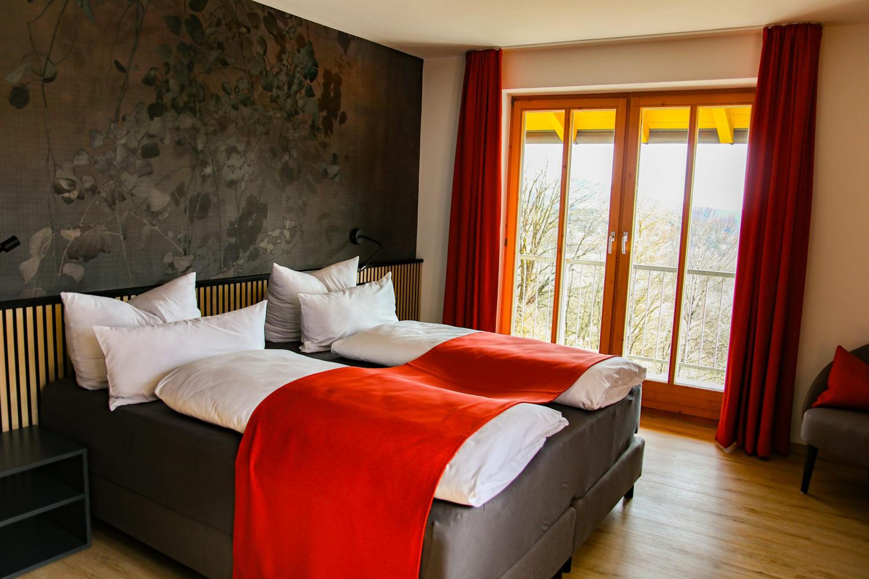 Double Room with Balcony - Photo 1