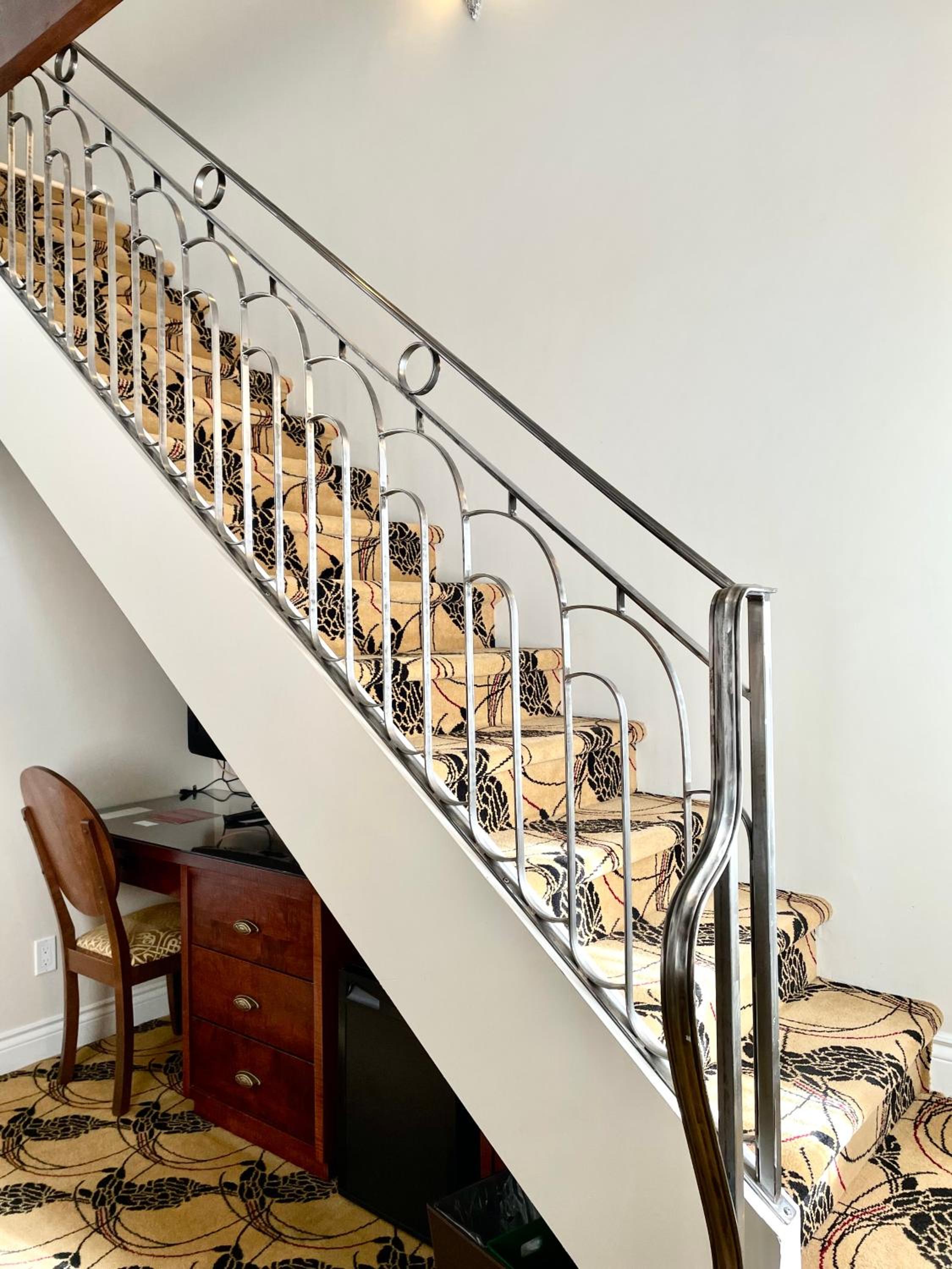 Contemporary Junior Suite