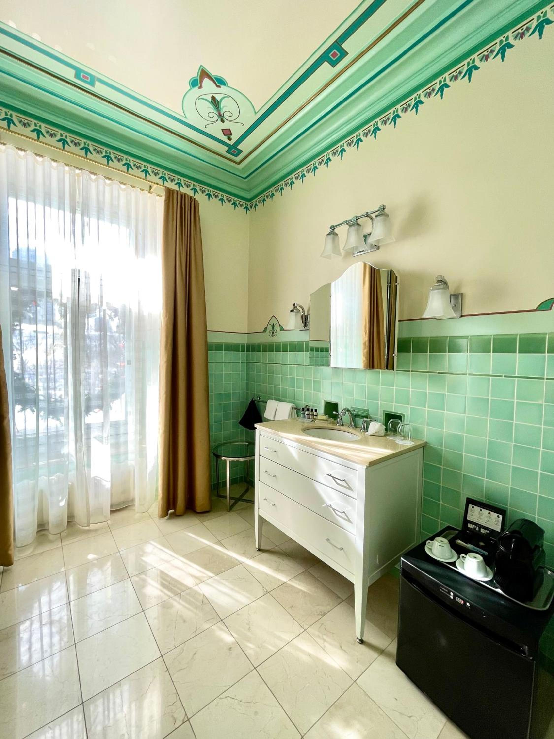 Historic Junior Suite