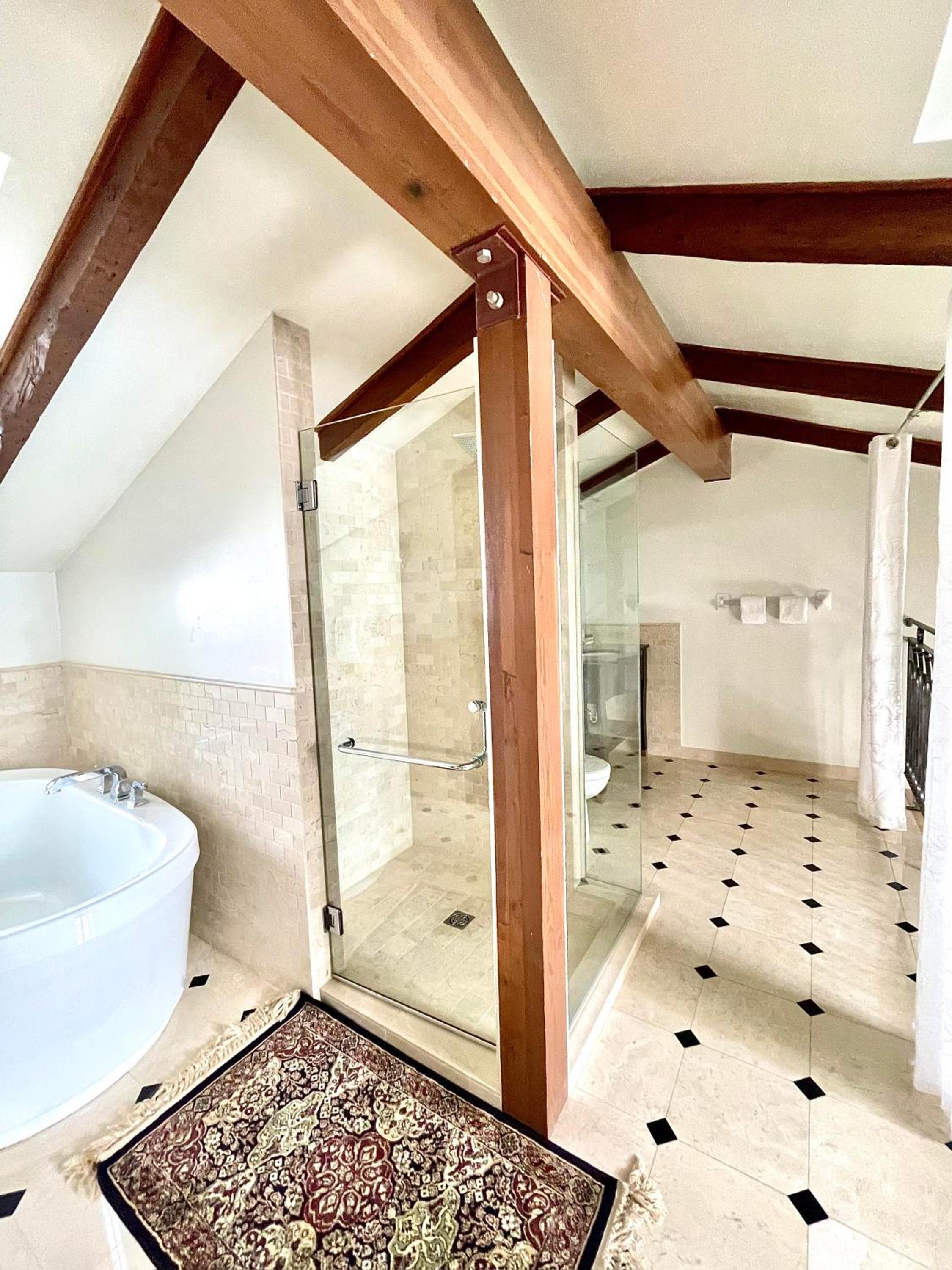 Contemporary Junior Suite