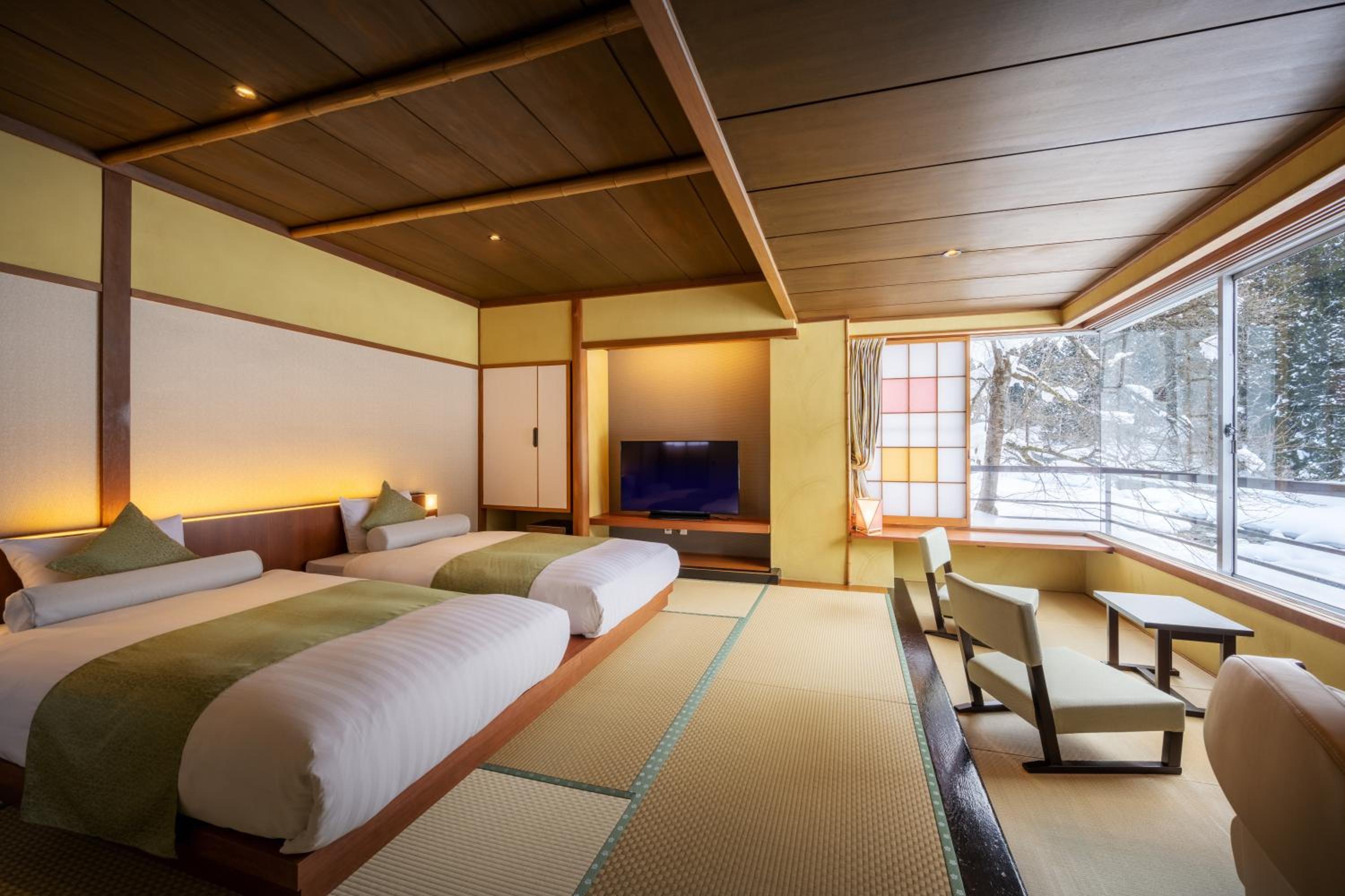 Deluxe Twin Room photo 1