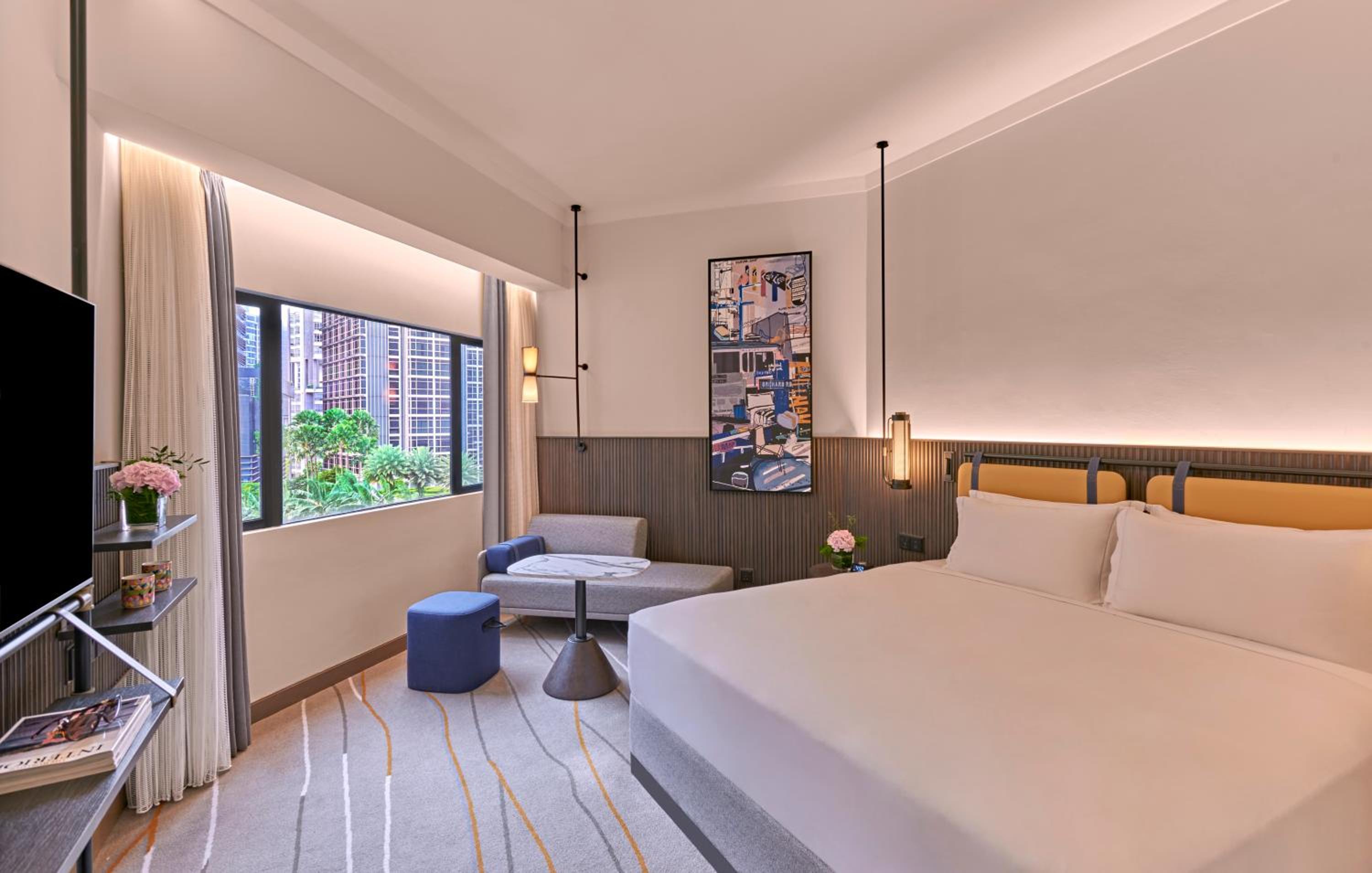 Deluxe Superior Room, 1 King Bed, High Floor photo 3