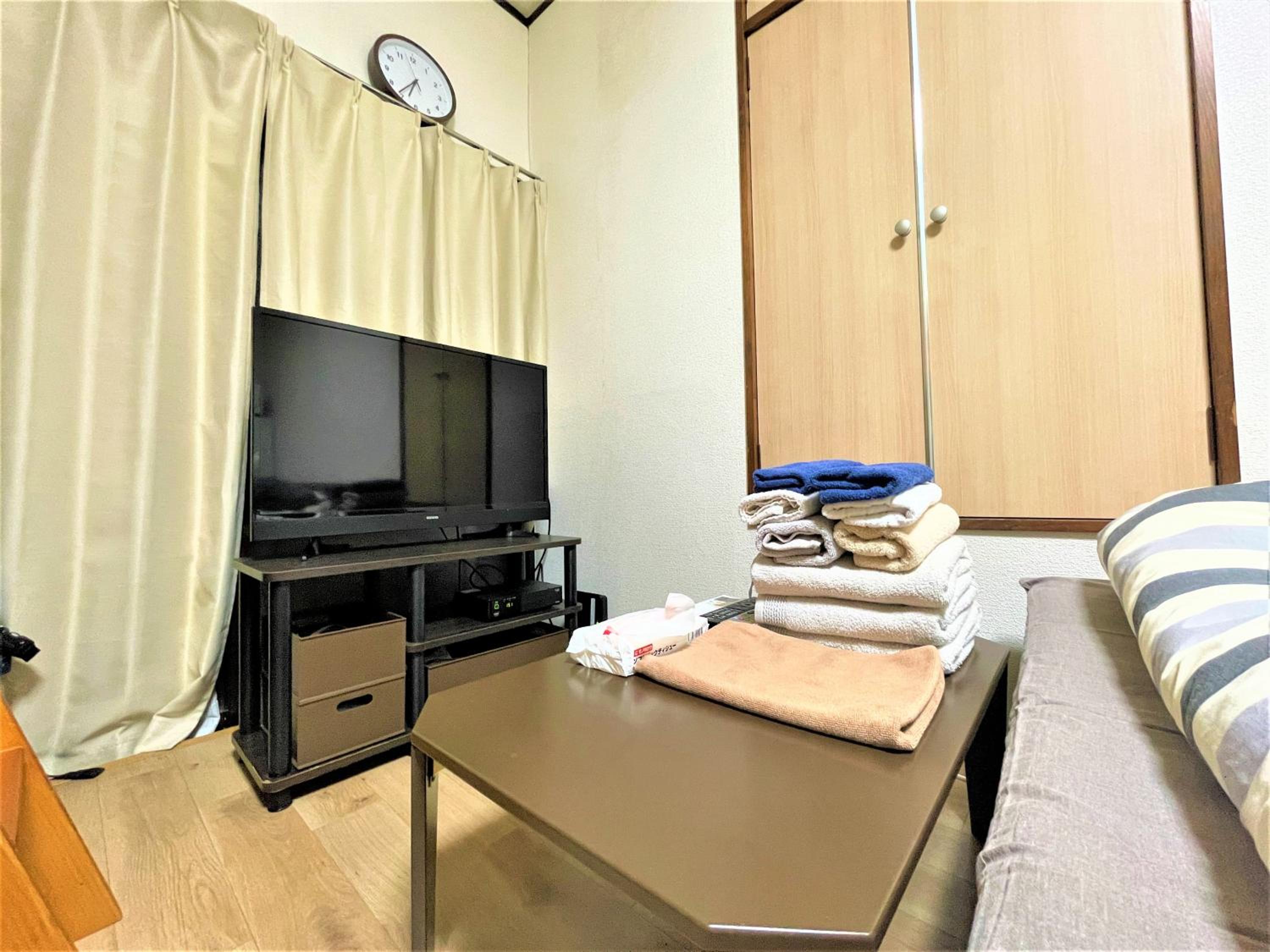 One-Bedroom Apartment photo 3
