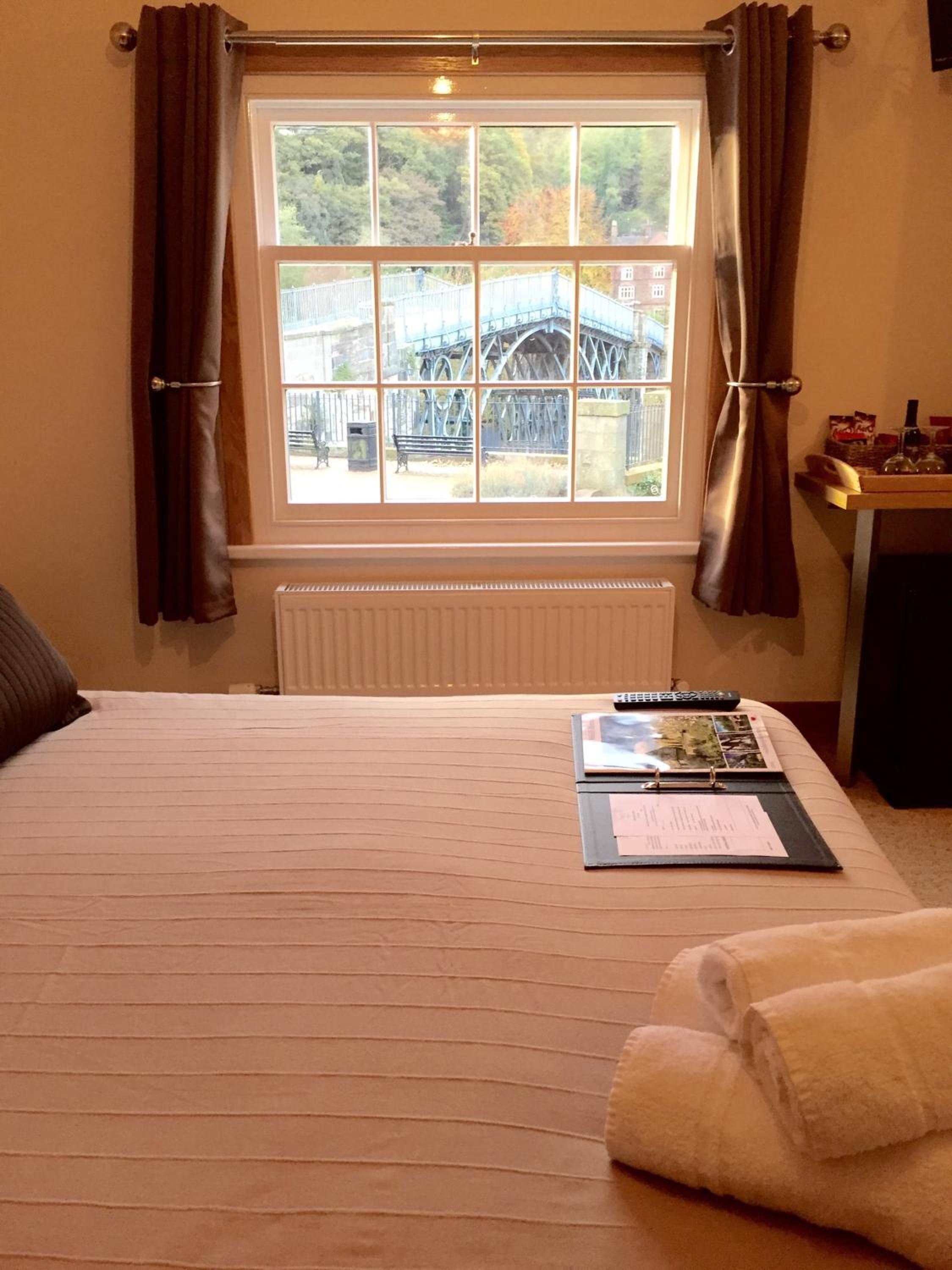 King Room with View - Photo 18