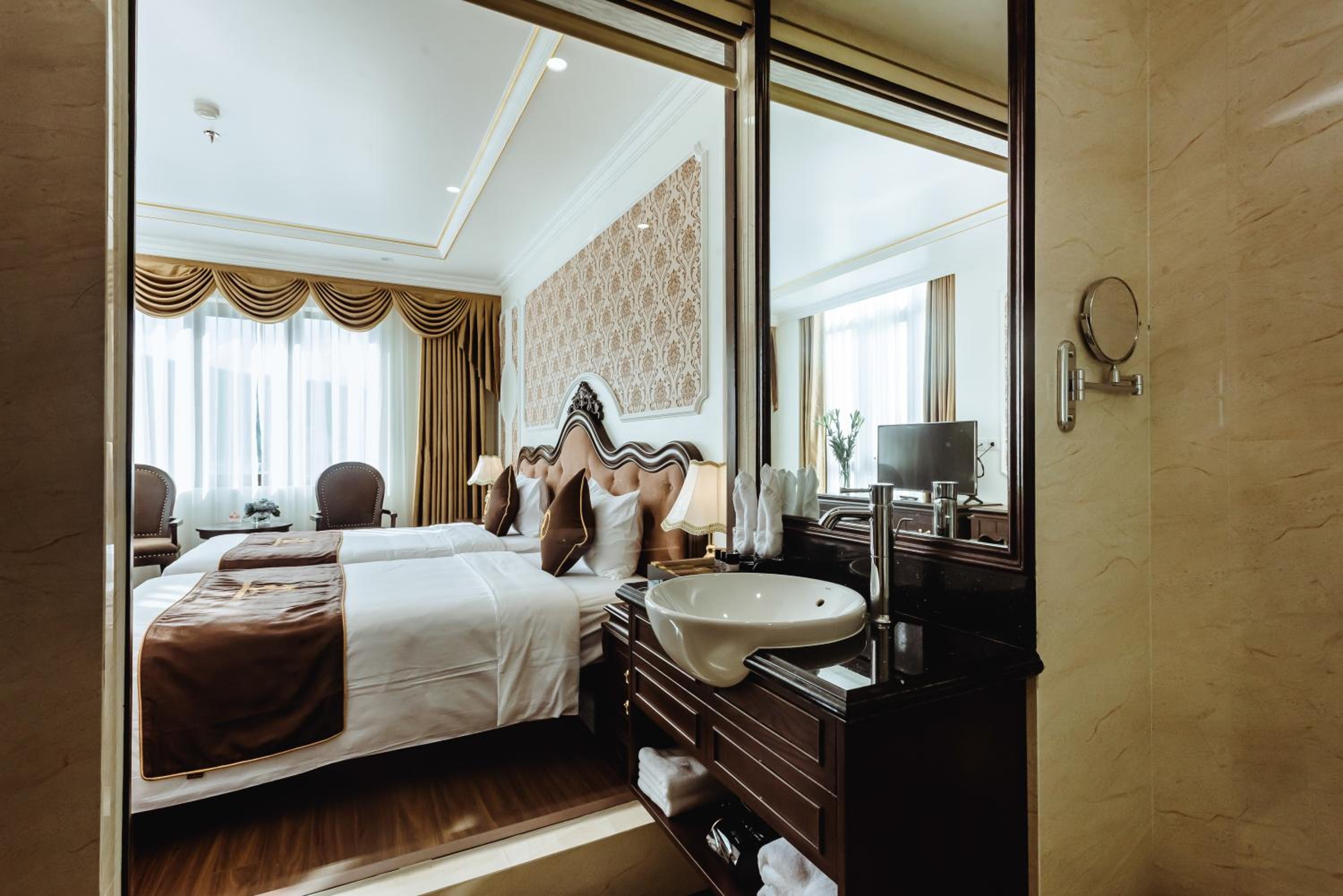 Deluxe Twin Room photo 1