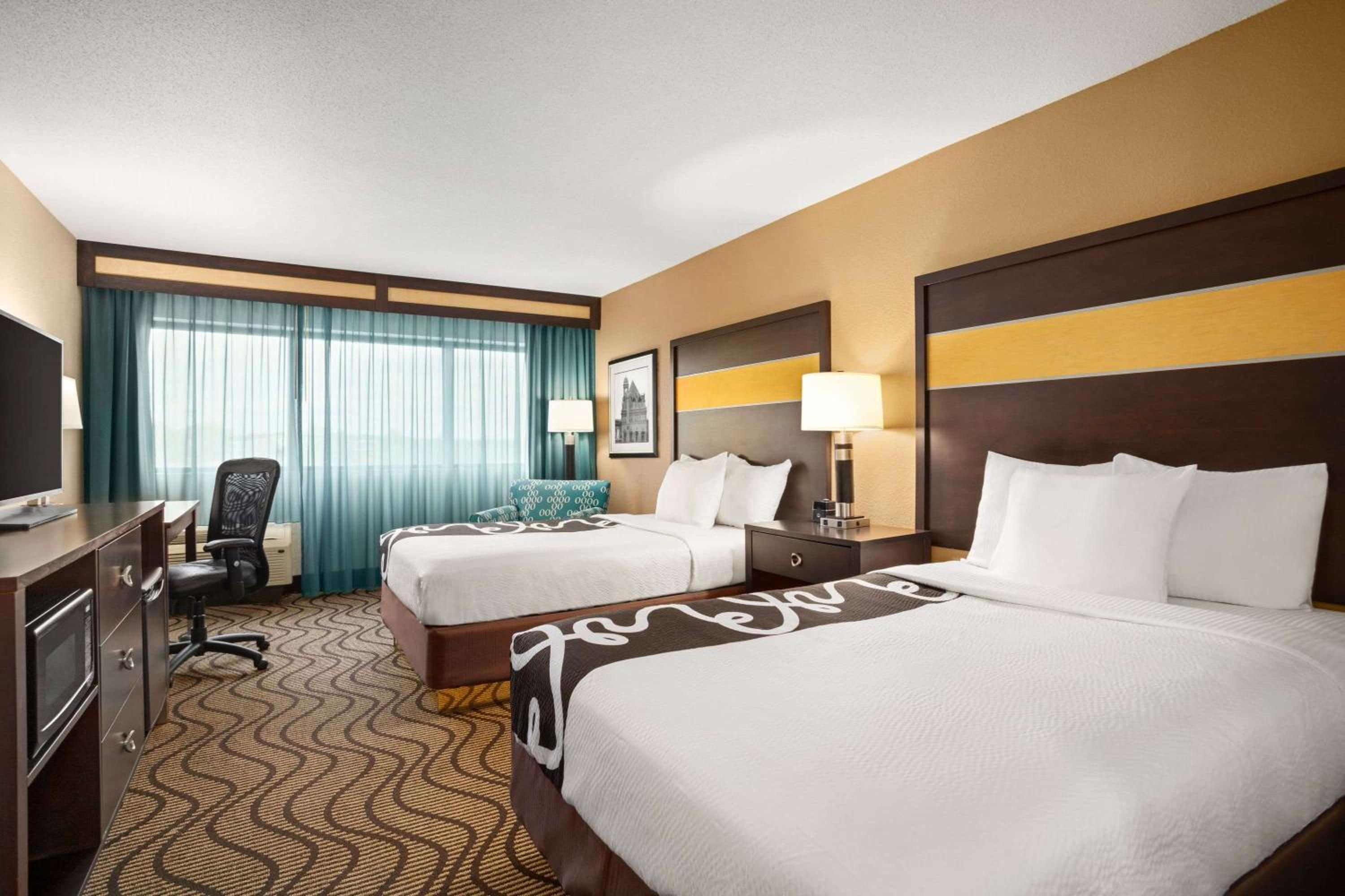 Queen Room with Two Queen Beds - Non-Smoking