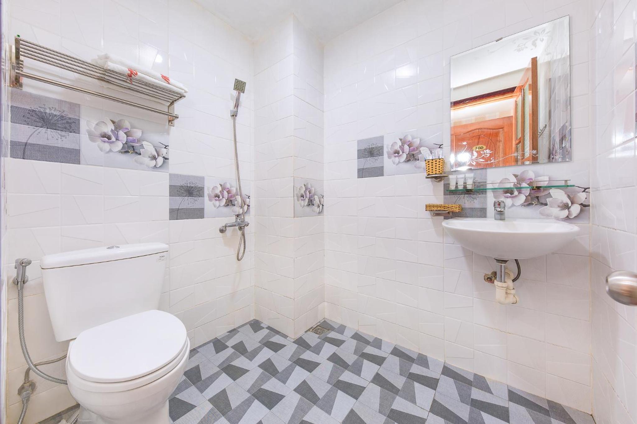 Double Room - Photo 3