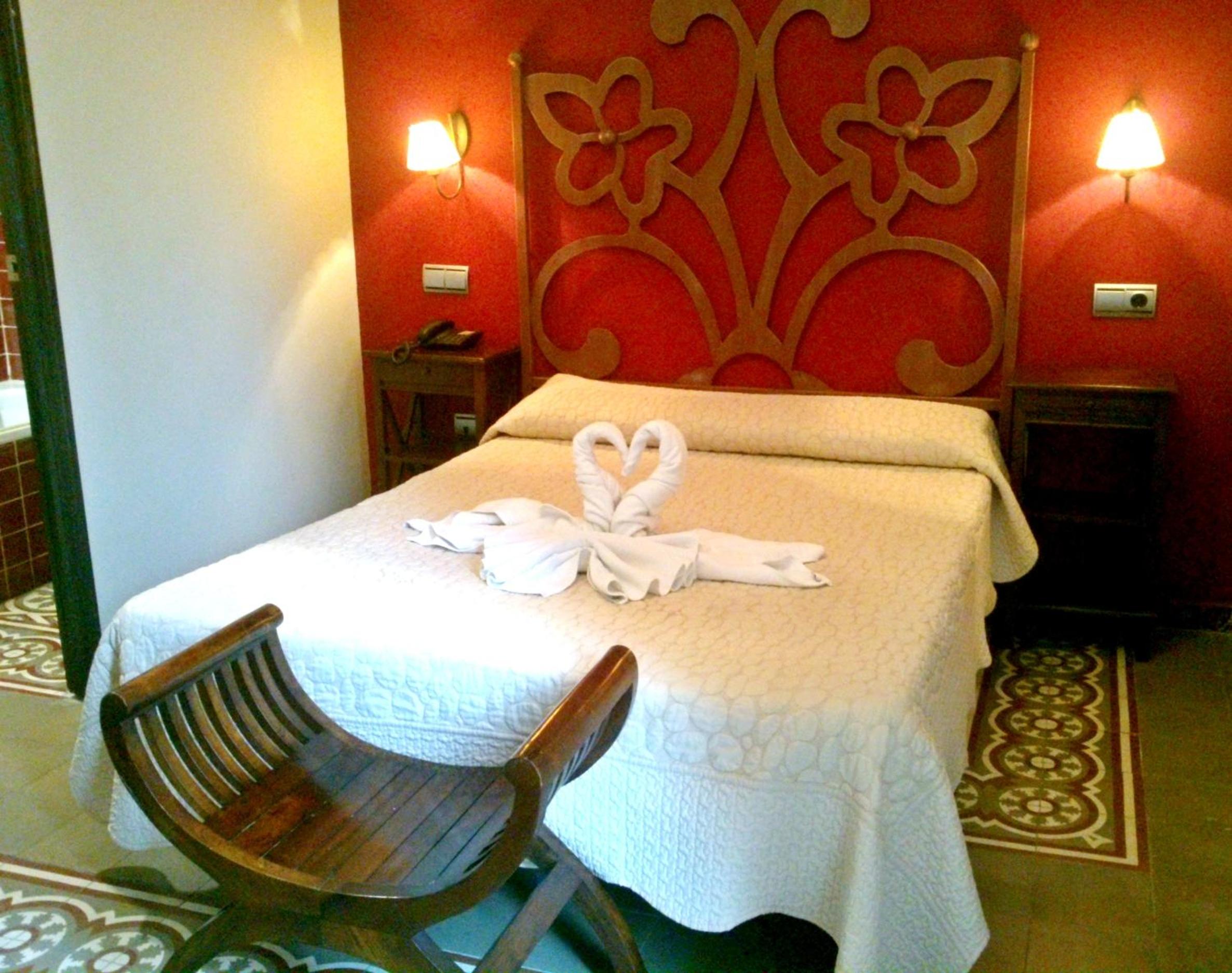 Superior Double or Twin Room - Photo 1