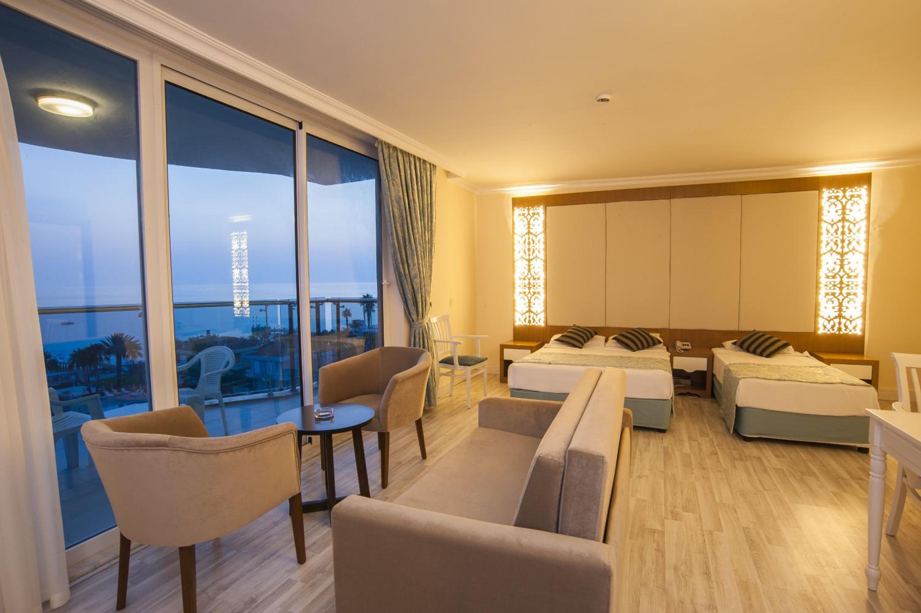 Junior Suite with Sea View