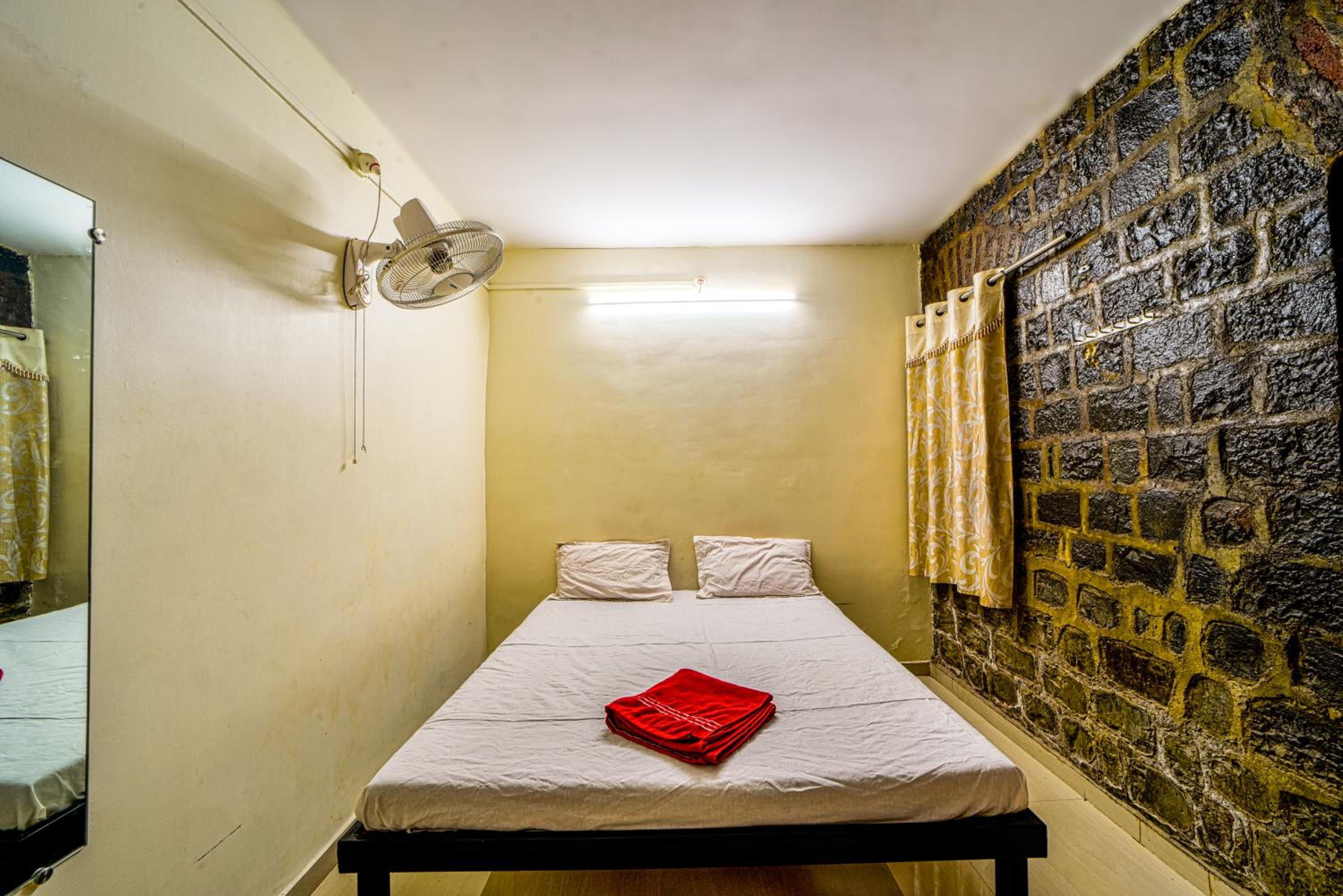 Deluxe Double Room photo 3