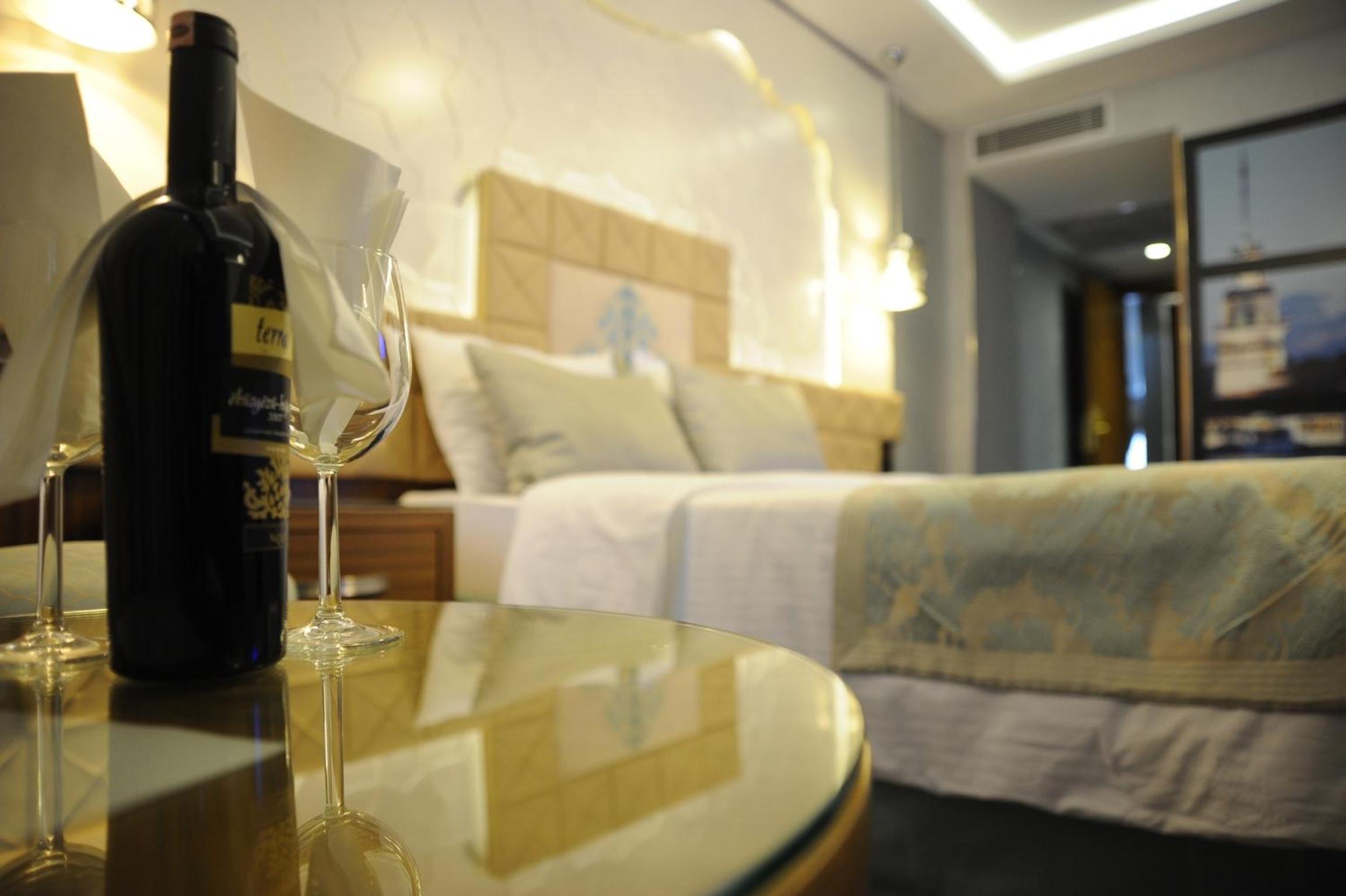 Honeymoon Suite Packages photo 1