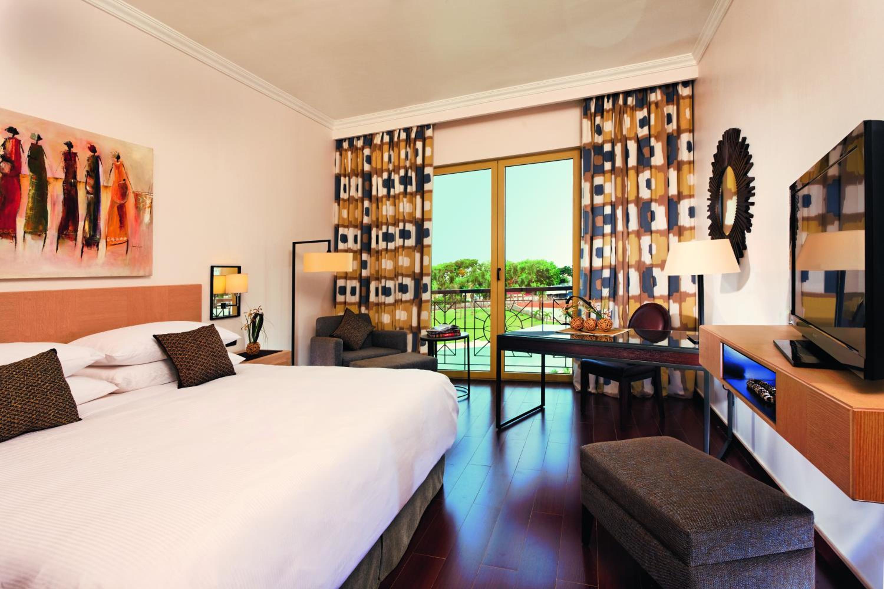 Superior King Room