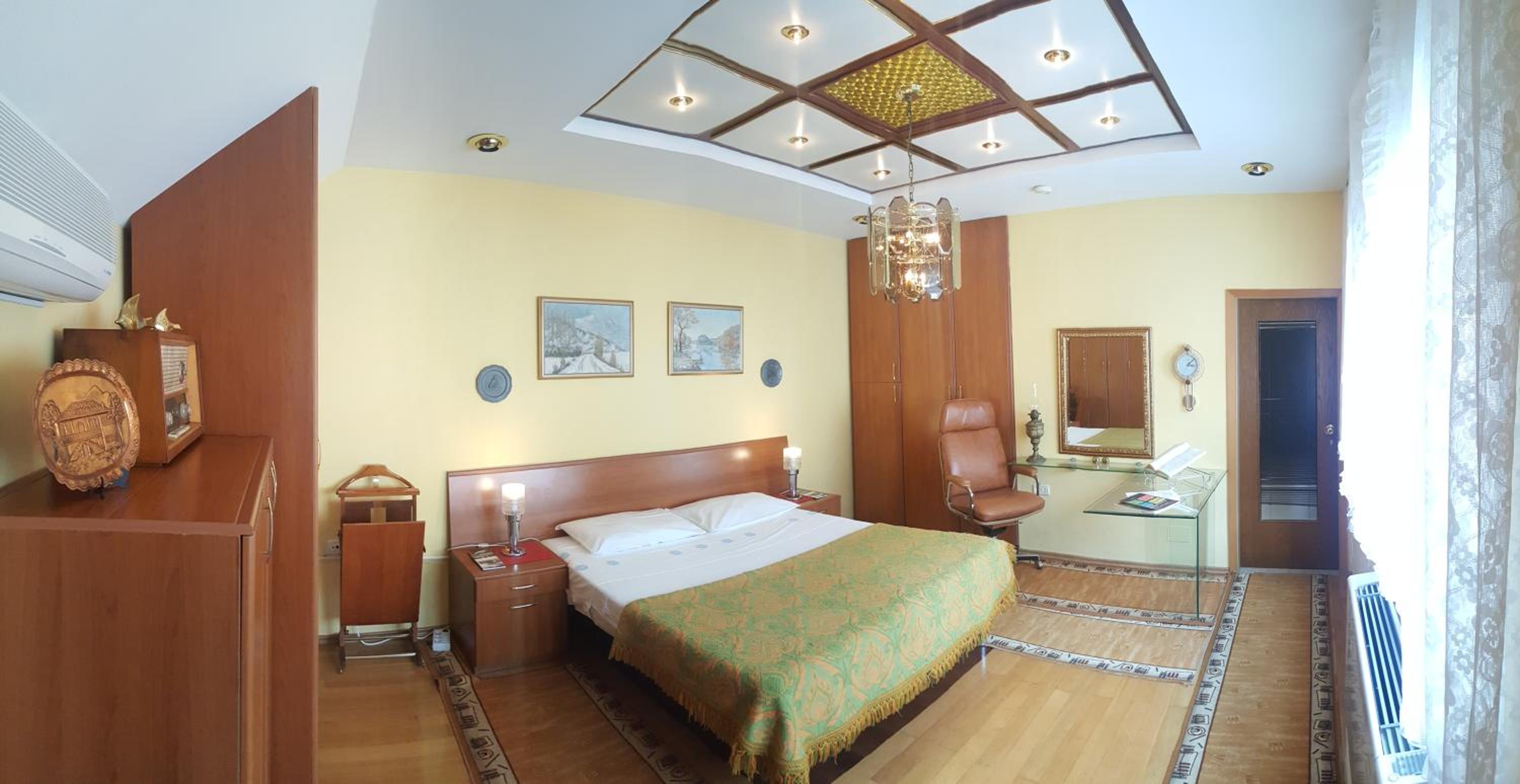 Triple Room with Private Bathroom photo 3