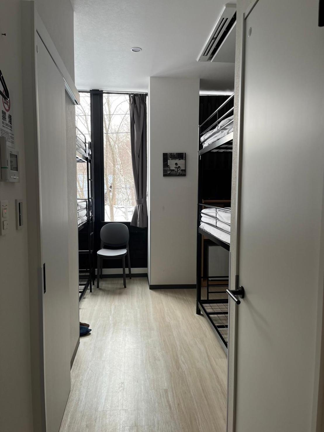 Quadruple Room With Private Bathroom photo 1